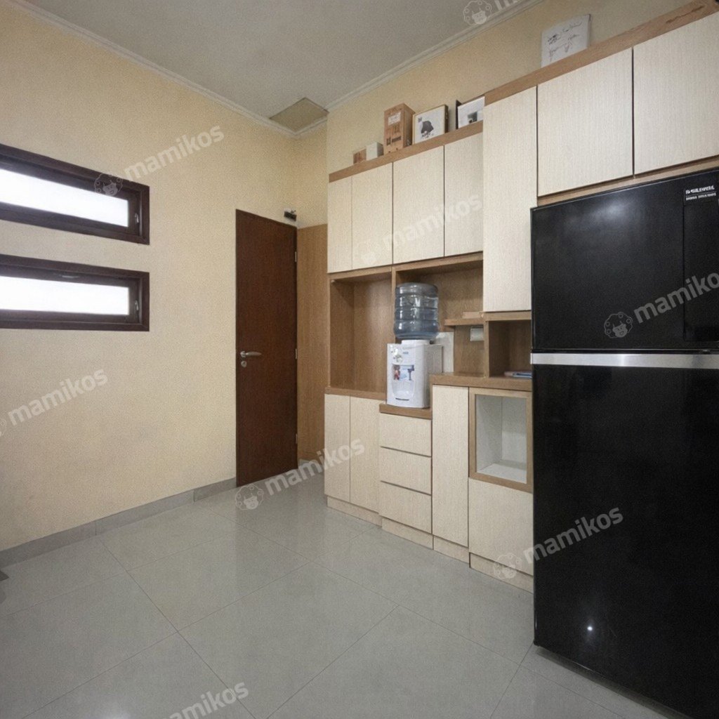 Rumah Sertifikat SHM 3 Kamar Tidur 4 Kamar Mandi Jagakarsa Jakarta Selatan - Photo 3
