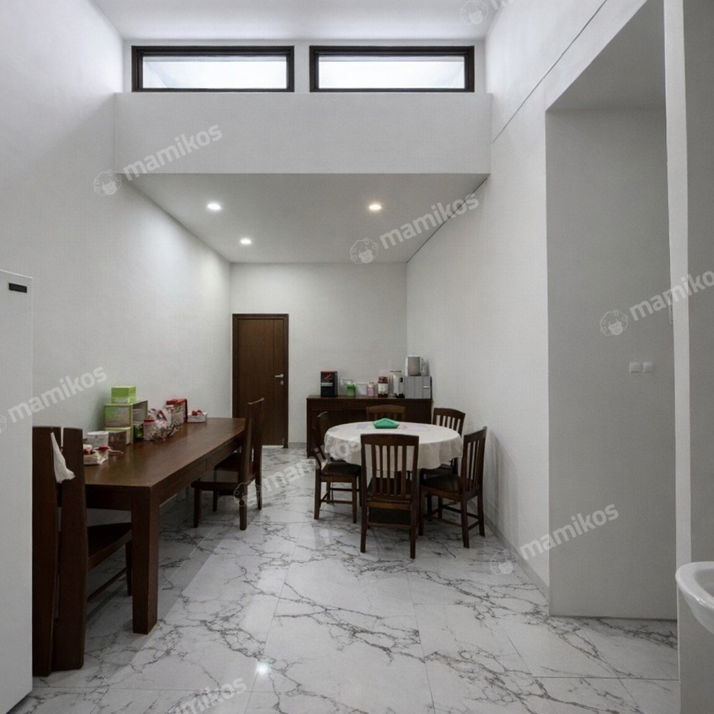 Rumah Sertifikat SHM 4 Kamar Tidur 3 Kamar Mandi Jelambar Jakarta Barat - Photo 3