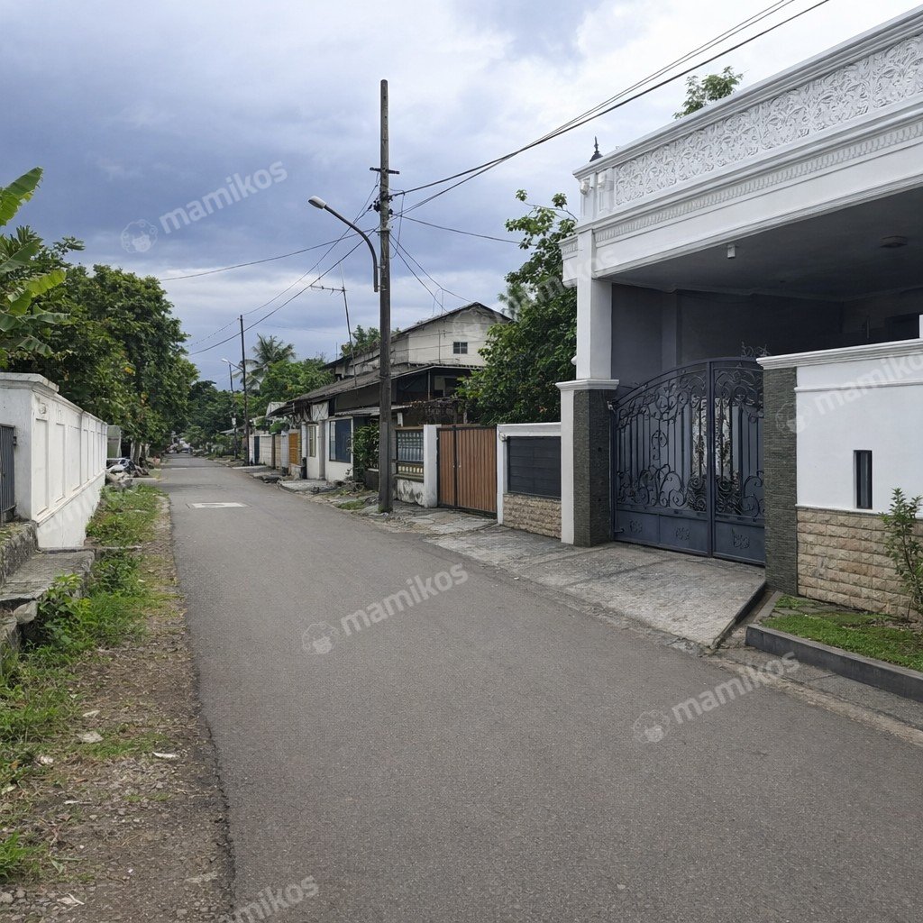Rumah Sertifikat SHM 4 Kamar Tidur 2 Kamar Mandi Duren Sawit Jakarta Timur - Photo 3