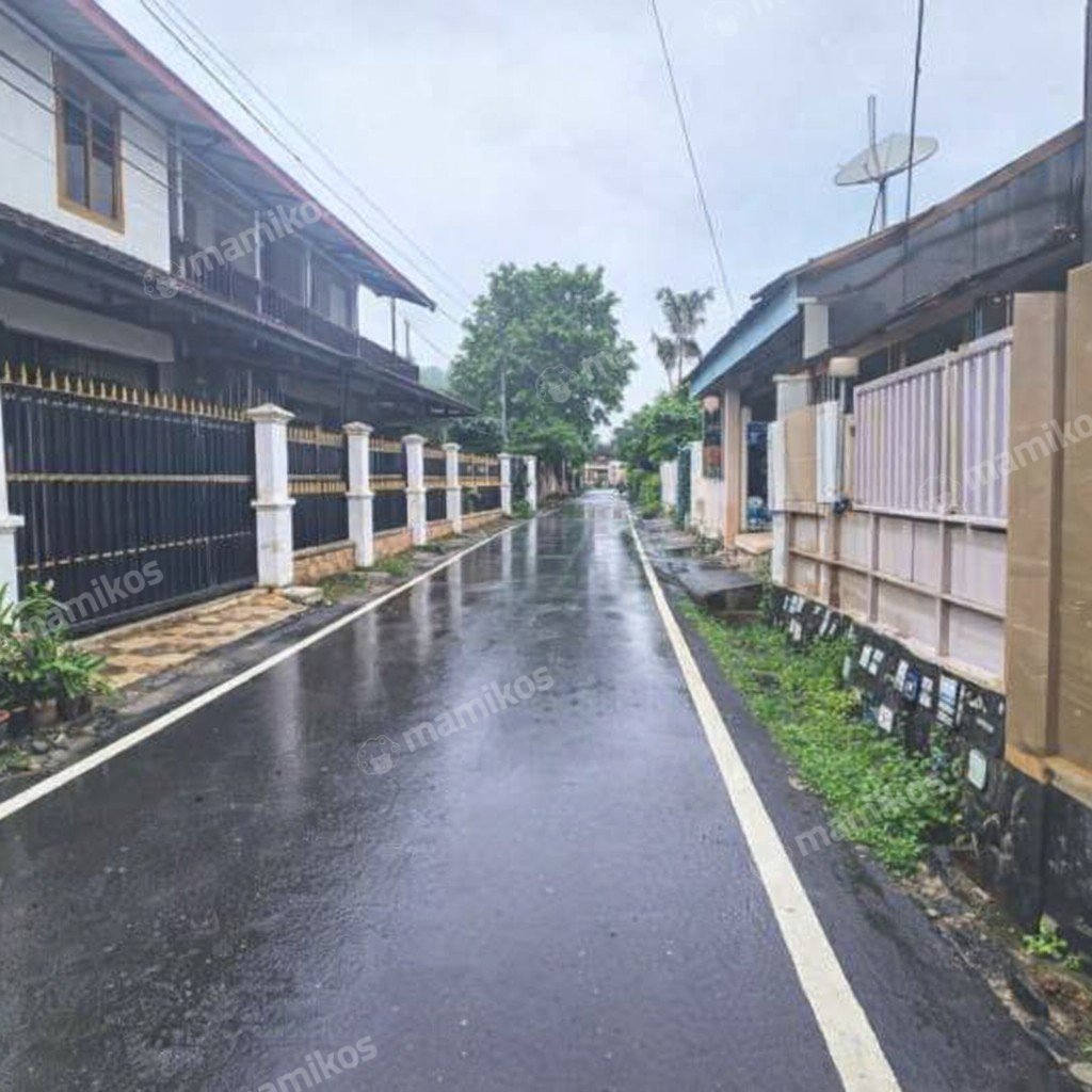 Rumah Sertifikat SHM 7 Kamar Tidur 5 Kamar Mandi Duren Sawit Jakarta Timur - Photo 4
