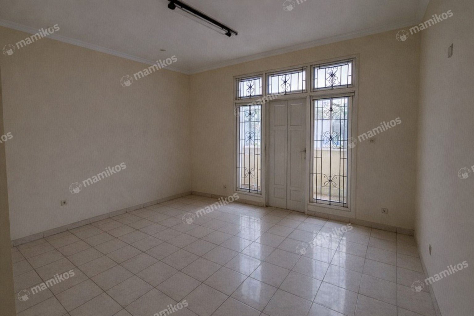 Rumah Sertifikat SHM 3 Kamar Tidur 3 Kamar Mandi Green garden Jakarta Barat - Photo 3