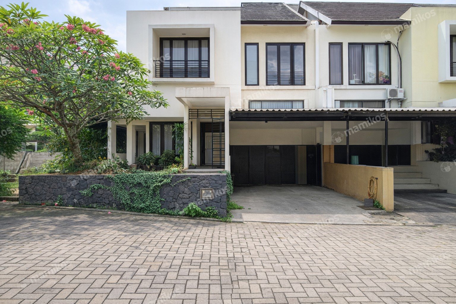 Rumah Sertifikat SHM 3 Kamar Tidur 2 Kamar Mandi Veteran Jakarta Selatan