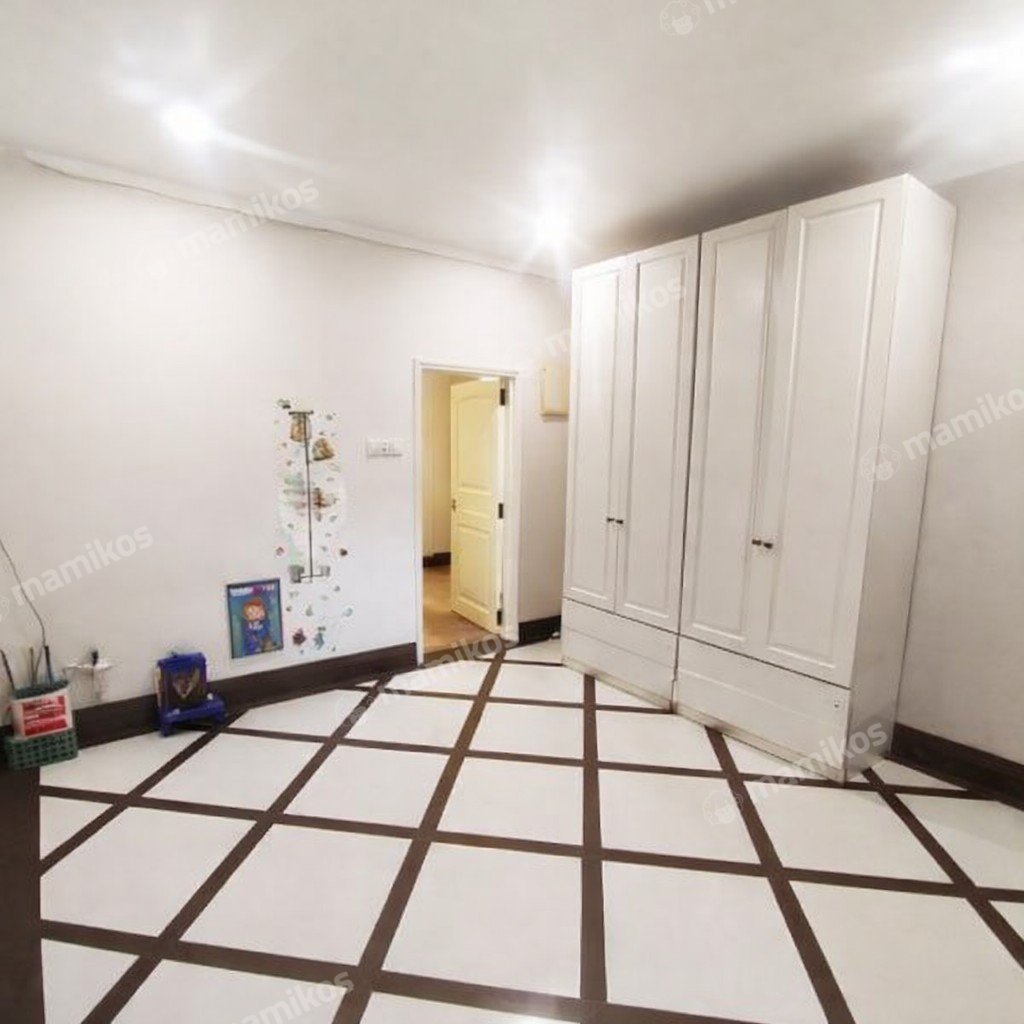 Rumah Sertifikat SHM 4 Kamar Tidur 4 Kamar Mandi Pantai Indah Kapuk Jakarta Utara - Photo 4