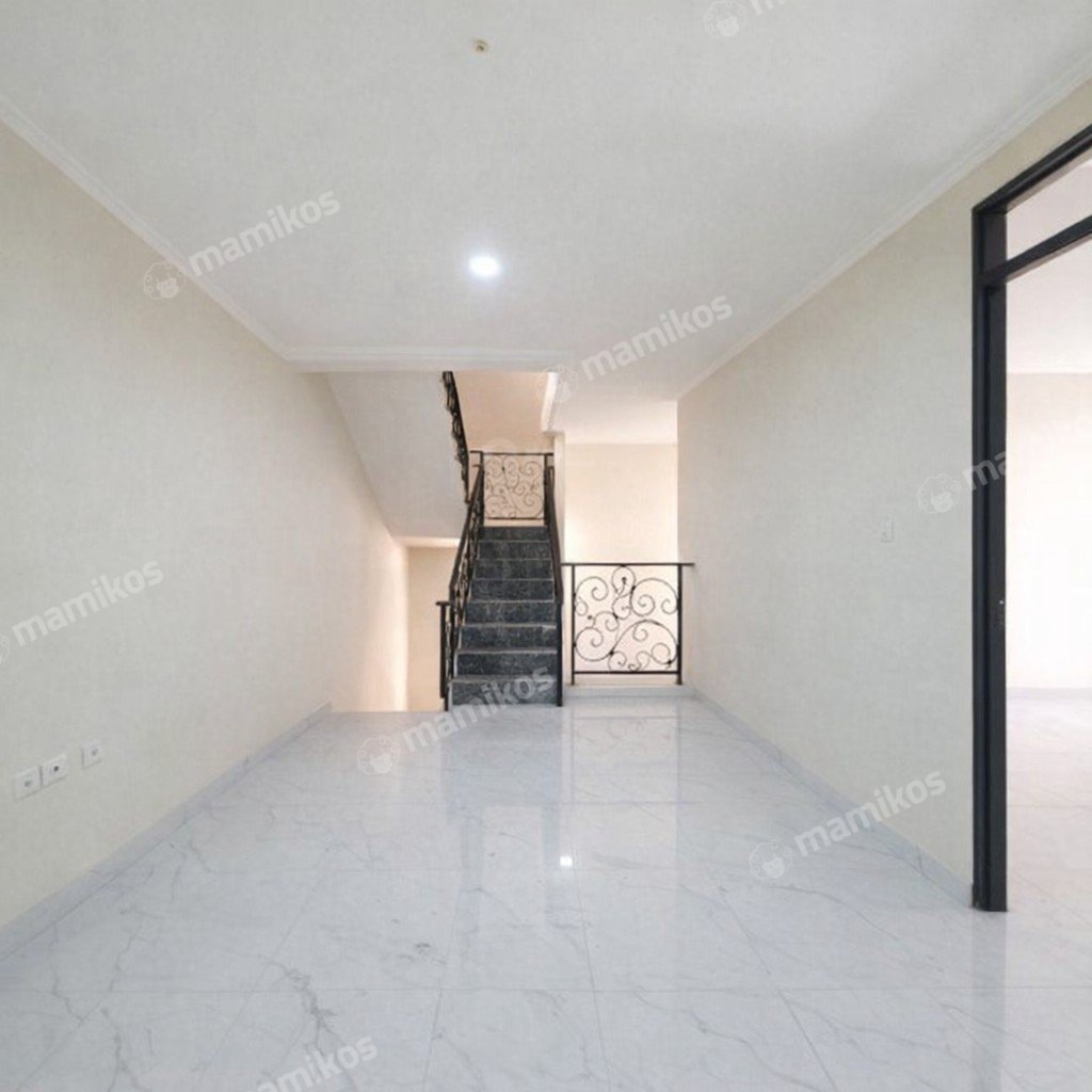 Rumah 5KT 3KM Pejaten Jakarta Selatan - Photo 3