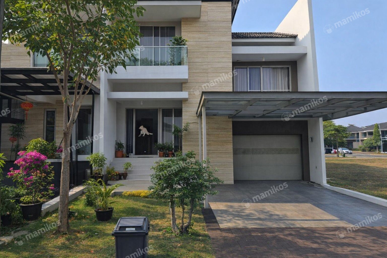 Rumah Sertifikat HGB 4 Kamar Tidur 4 Kamar Mandi Golf Island Jakarta Utara