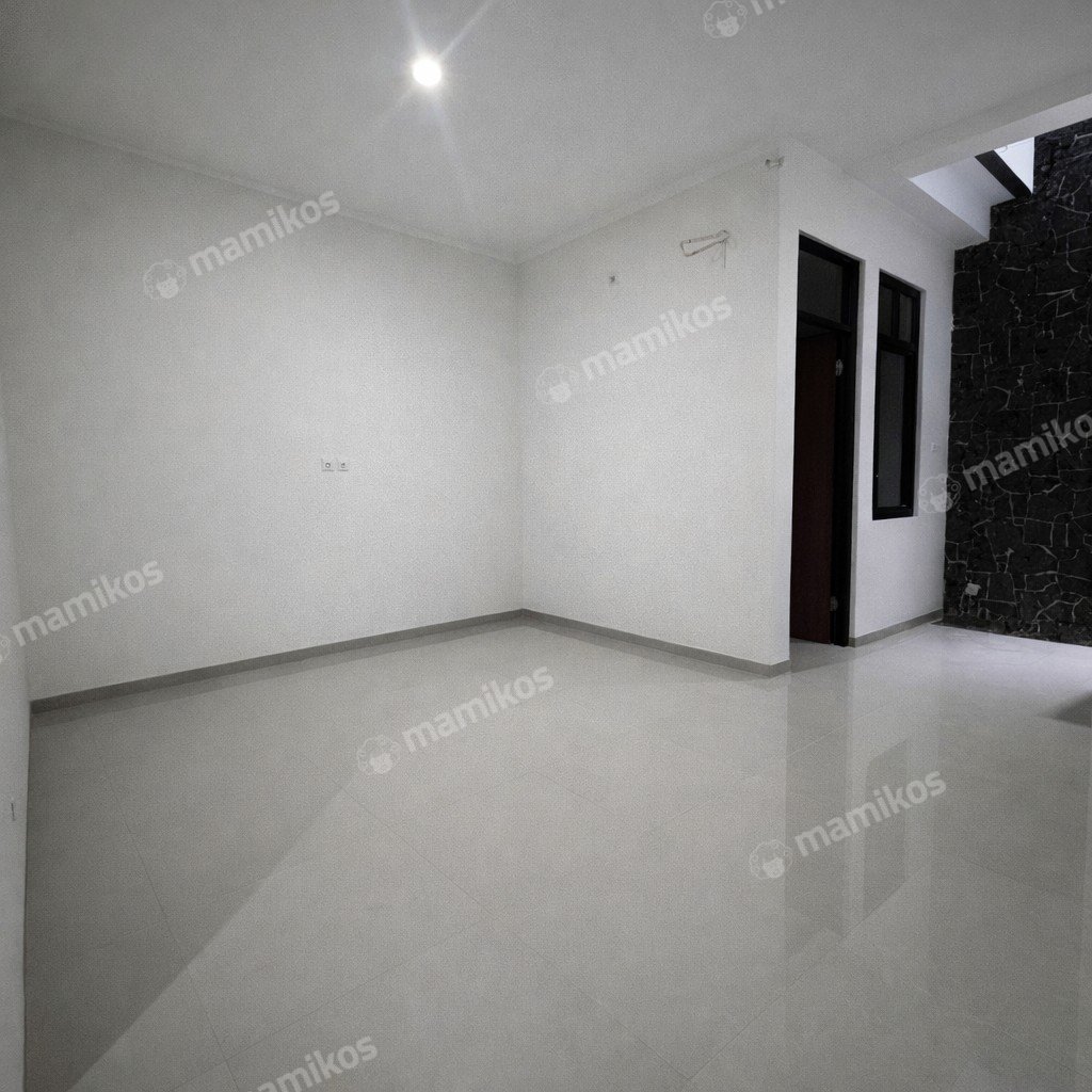 Rumah Sertifikat SHM 5 Kamar Tidur 4 Kamar Mandi Puri Indah Jakarta Barat - Photo 5