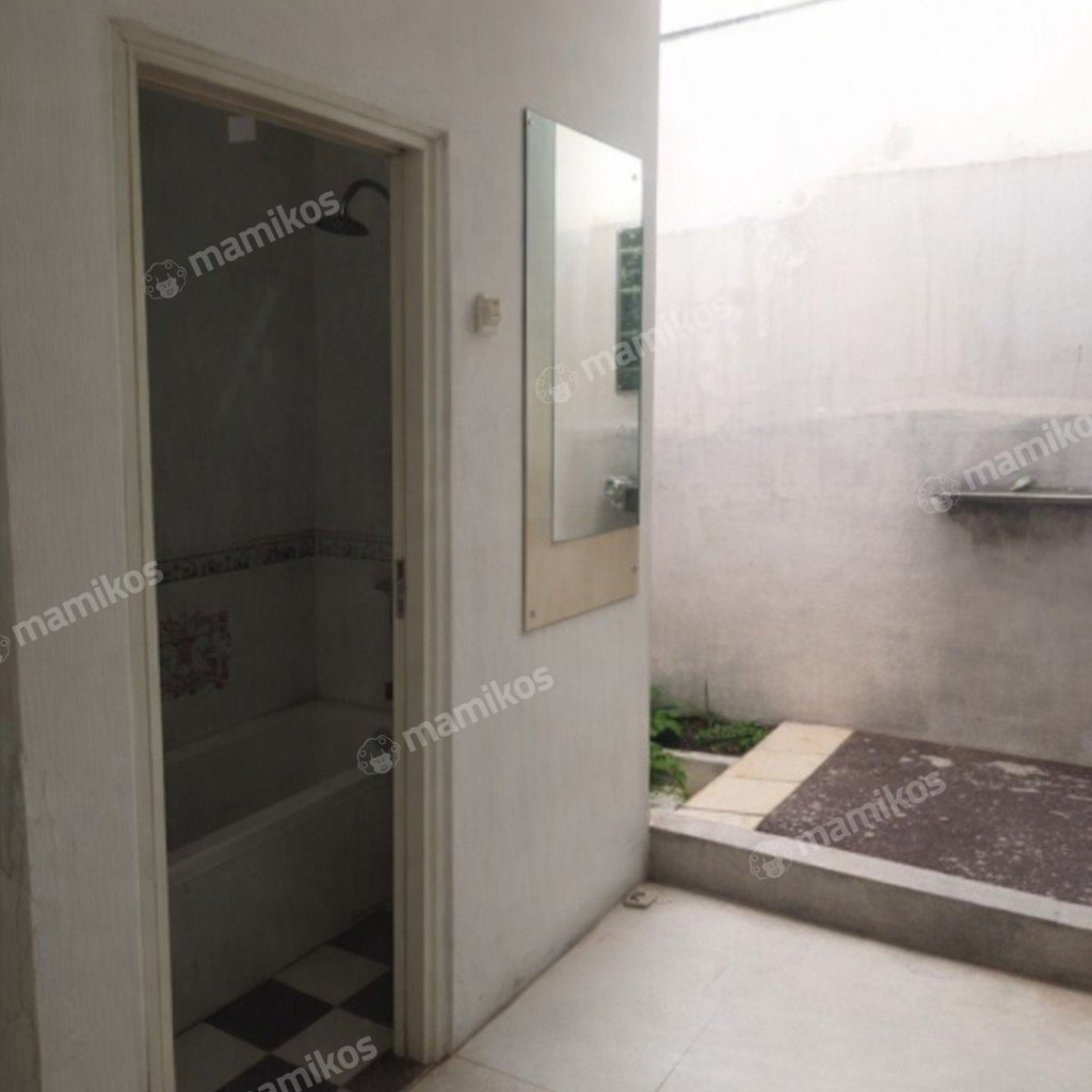 Rumah Sertifikat SHM 3 Kamar Tidur 3 Kamar Mandi Kelapa Gading Jakarta Utara - Photo 2