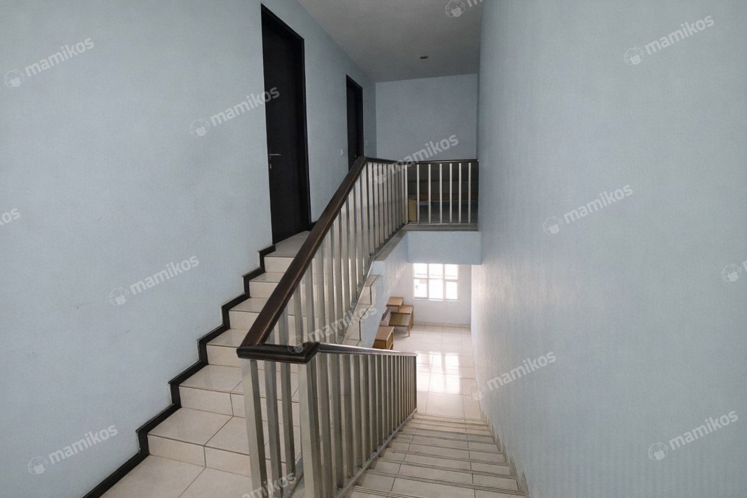 Rumah Sertifikat SHM 5 Kamar Tidur 4 Kamar Mandi Cengkareng Jakarta Barat - Photo 4