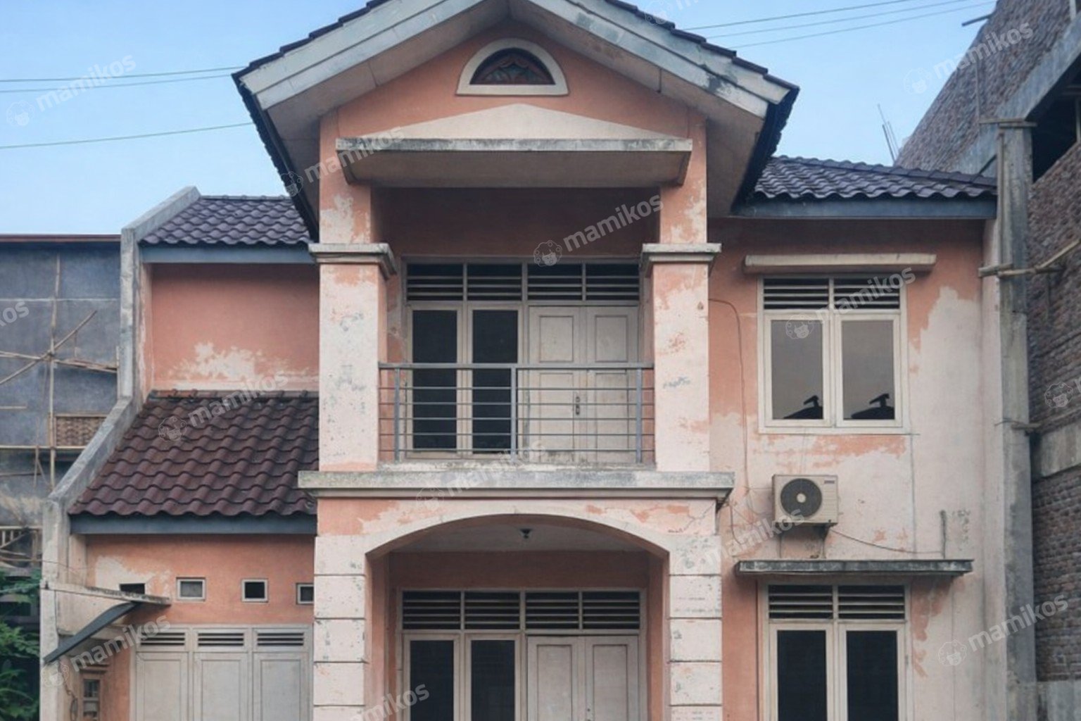 Rumah Sertifikat SHM 4 Kamar Tidur 3 Kamar Mandi Metland Puri Jakarta Barat