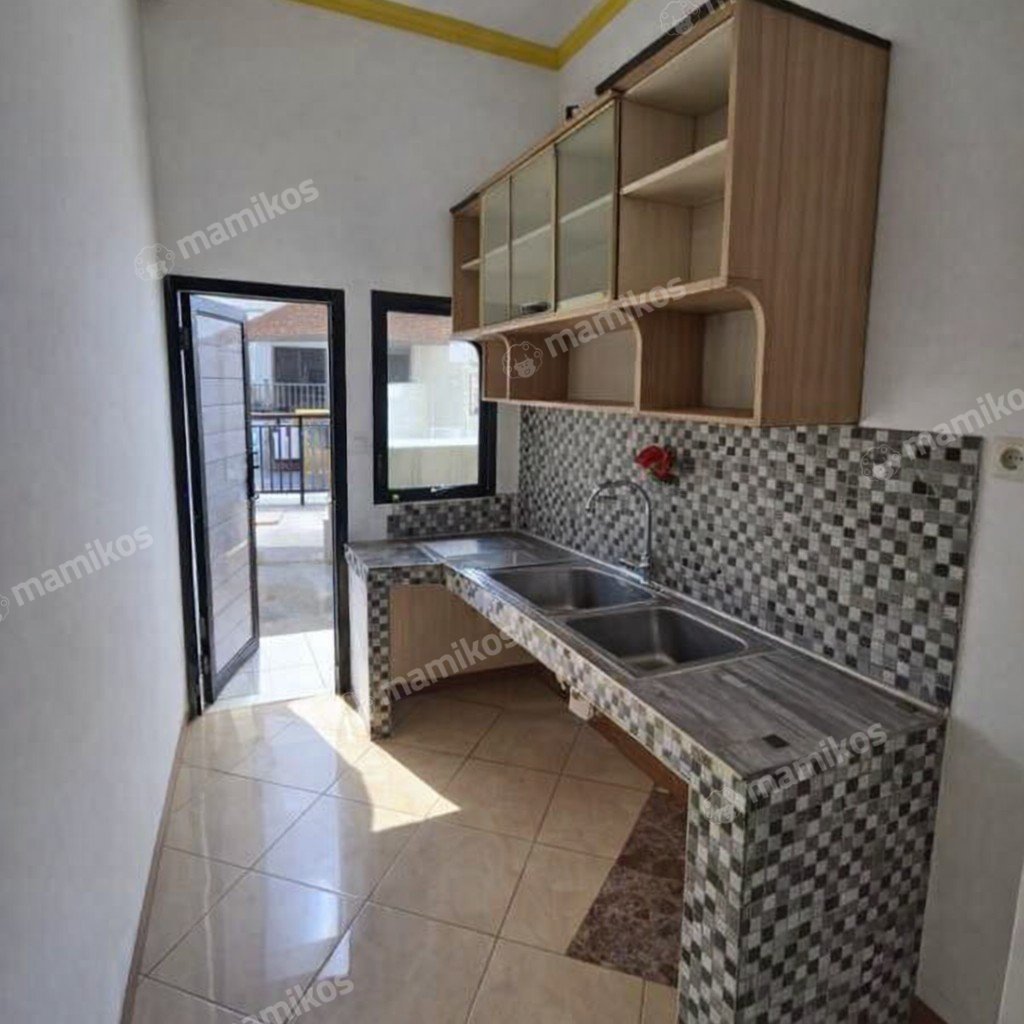 Rumah Sertifikat SHM 2 Kamar Tidur 3 Kamar Mandi Kelapa Gading Jakarta Utara - Photo 2