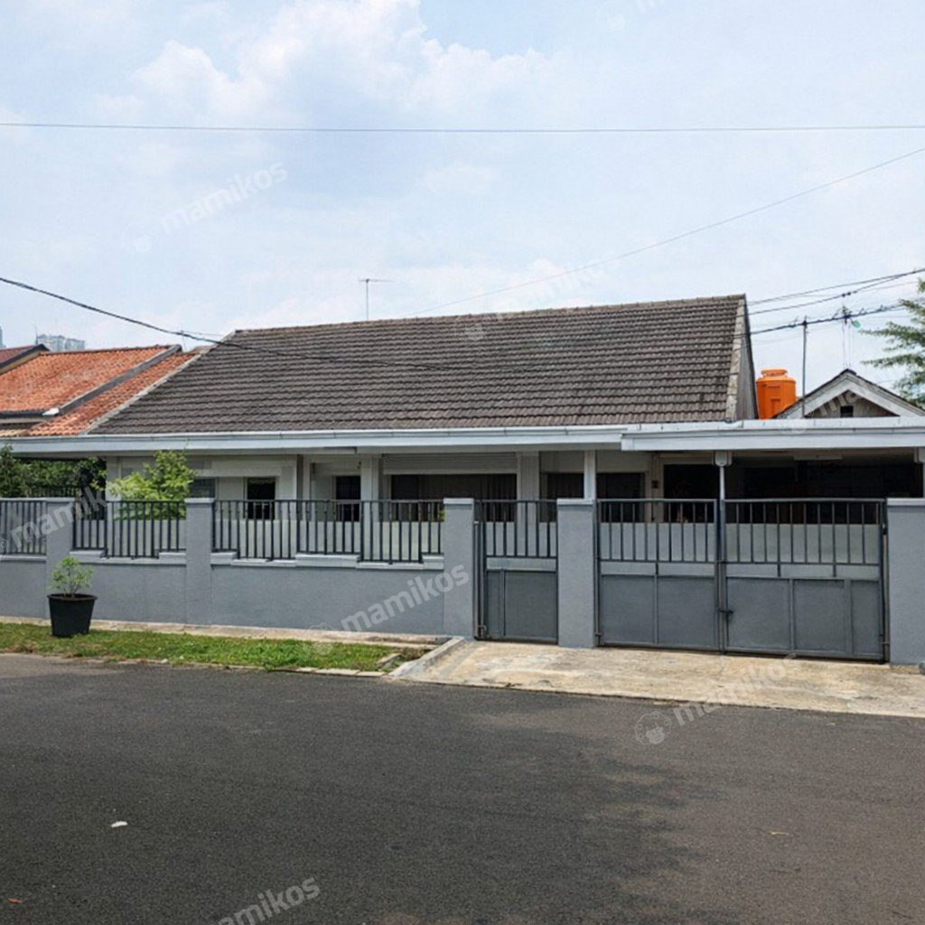 Rumah Sertifikat SHM 3 Kamar Tidur 3 Kamar Mandi Gandaria Jakarta Selatan - Photo 2