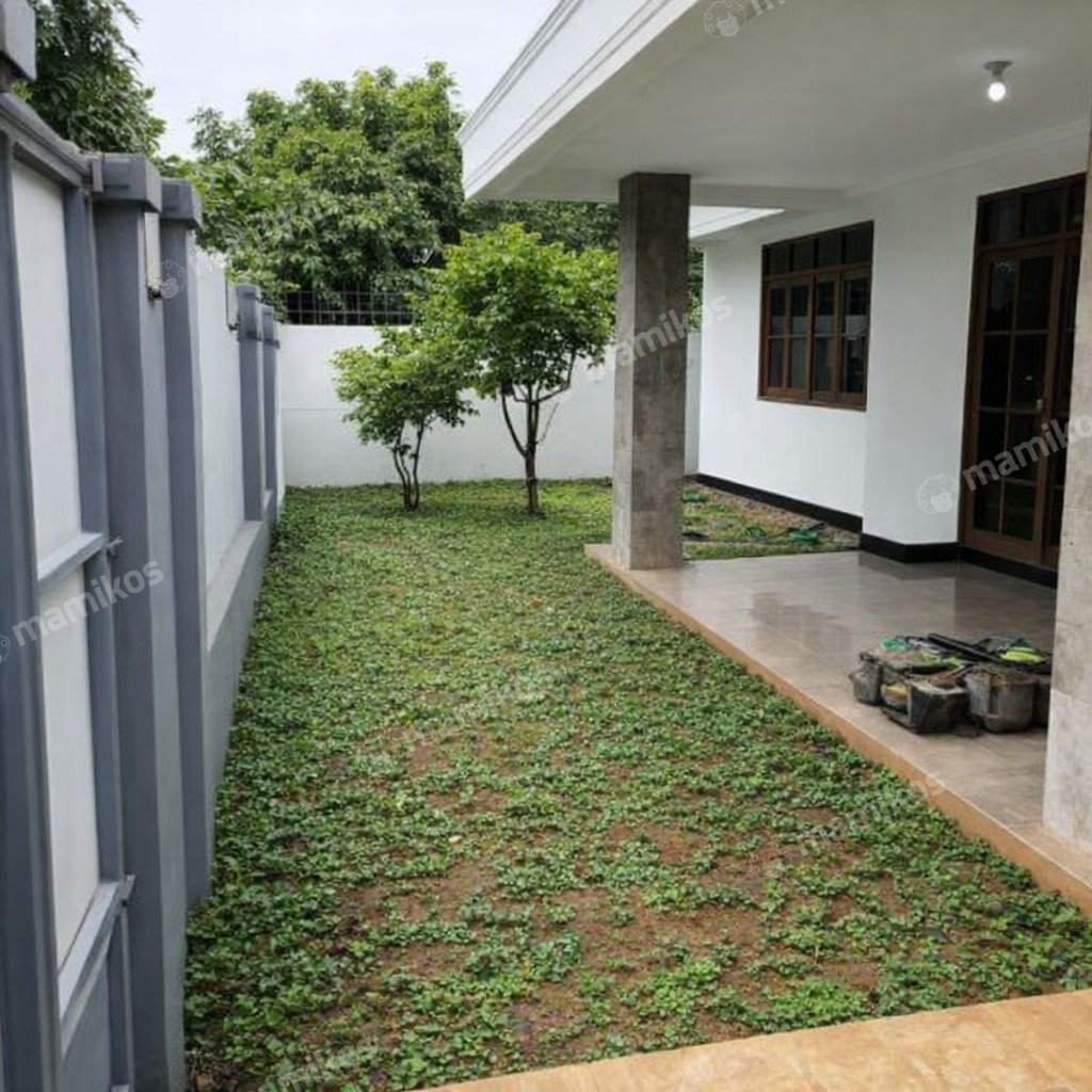 Rumah Sertifikat SHM 3 Kamar Tidur 3 Kamar Mandi Gandaria Jakarta Selatan - Photo 3