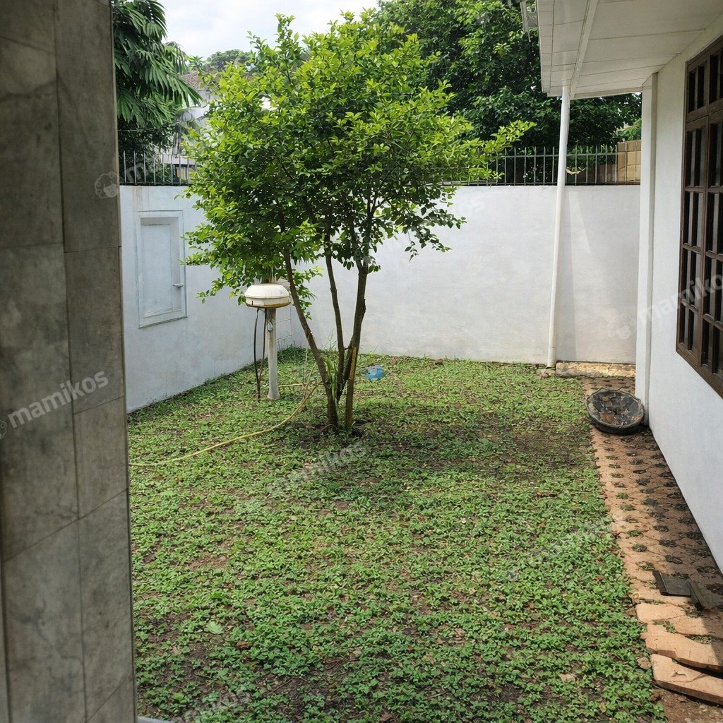 Rumah Sertifikat SHM 3 Kamar Tidur 3 Kamar Mandi Gandaria Jakarta Selatan - Photo 4
