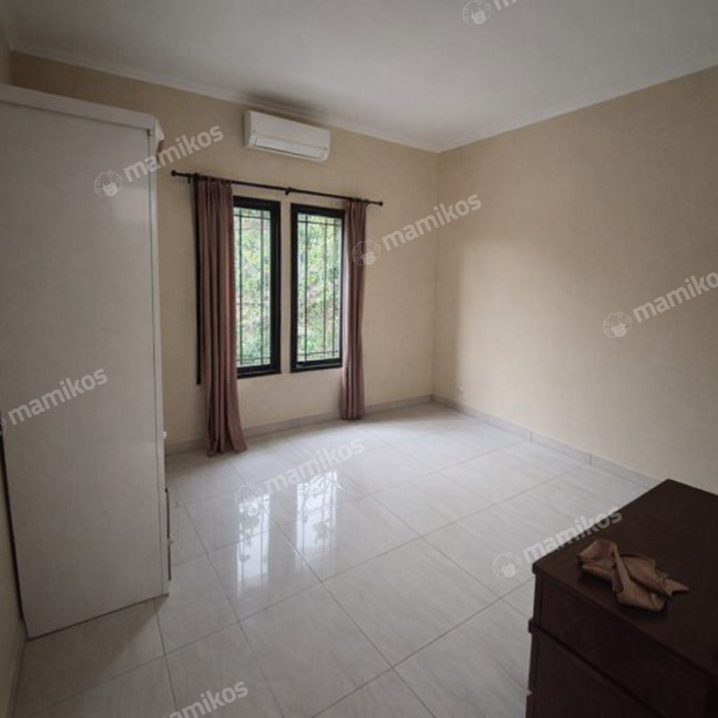 Rumah Sertifikat SHM 5 Kamar Tidur 4 Kamar Mandi Bintaro Jakarta Selatan - Photo 3