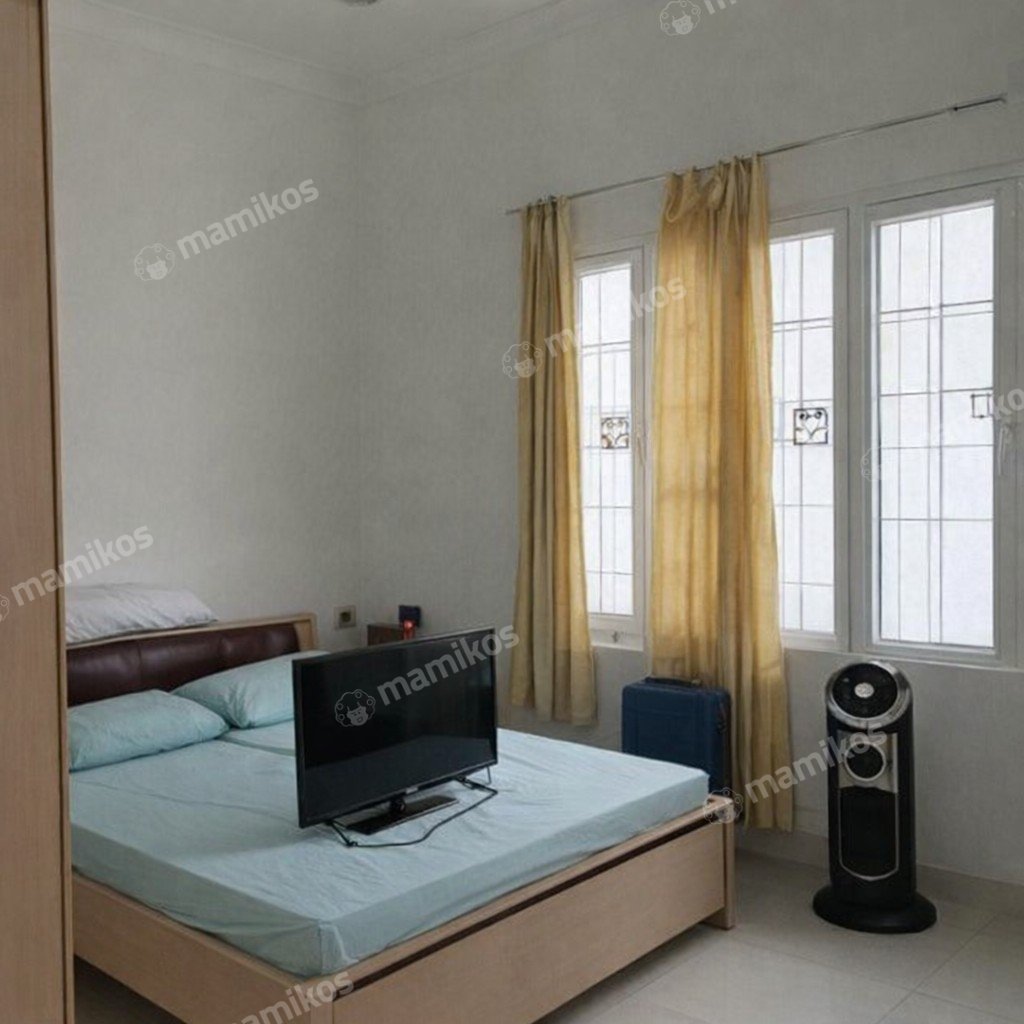 Rumah Sertifikat SHM 6 Kamar Tidur 4 Kamar Mandi Sunter Jakarta Utara - Photo 2