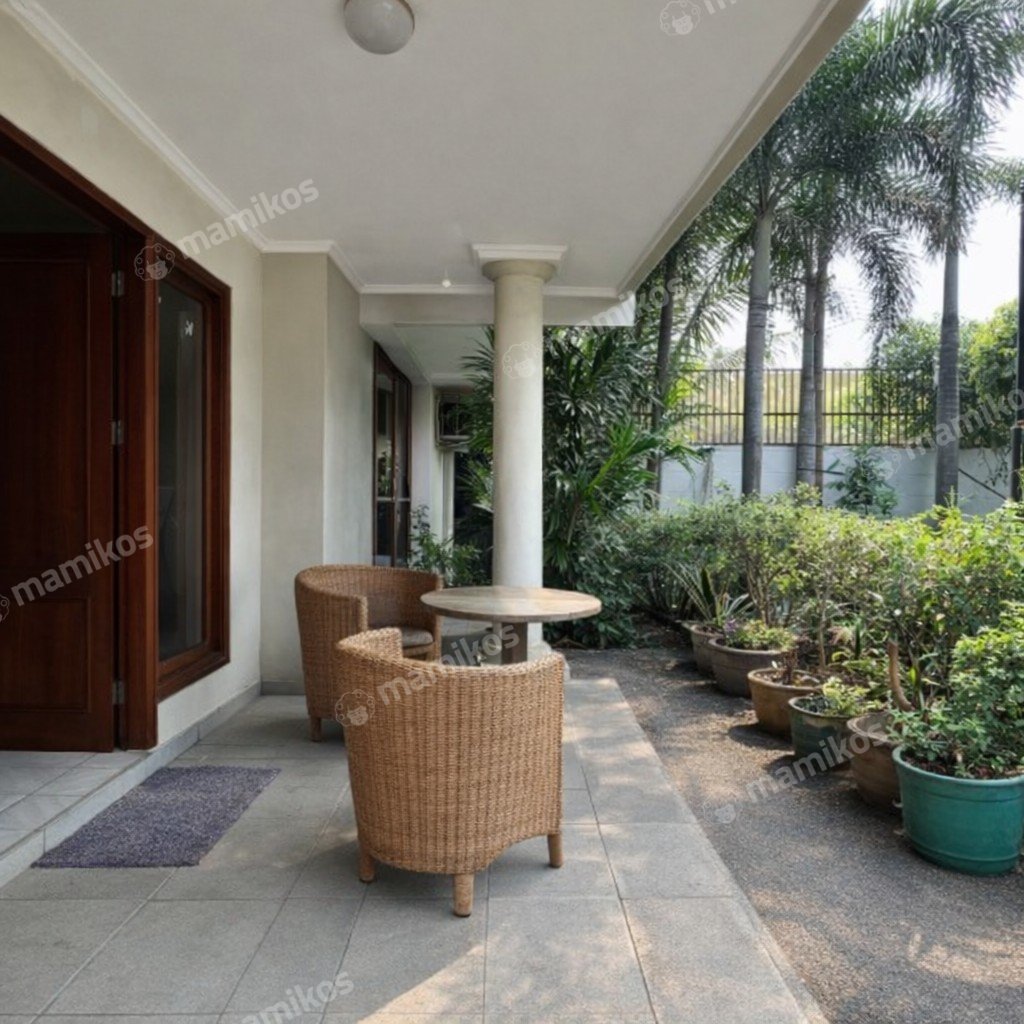 Rumah Sertifikat SHM 6 Kamar Tidur 4 Kamar Mandi Cipete Jakarta Selatan - Photo 4