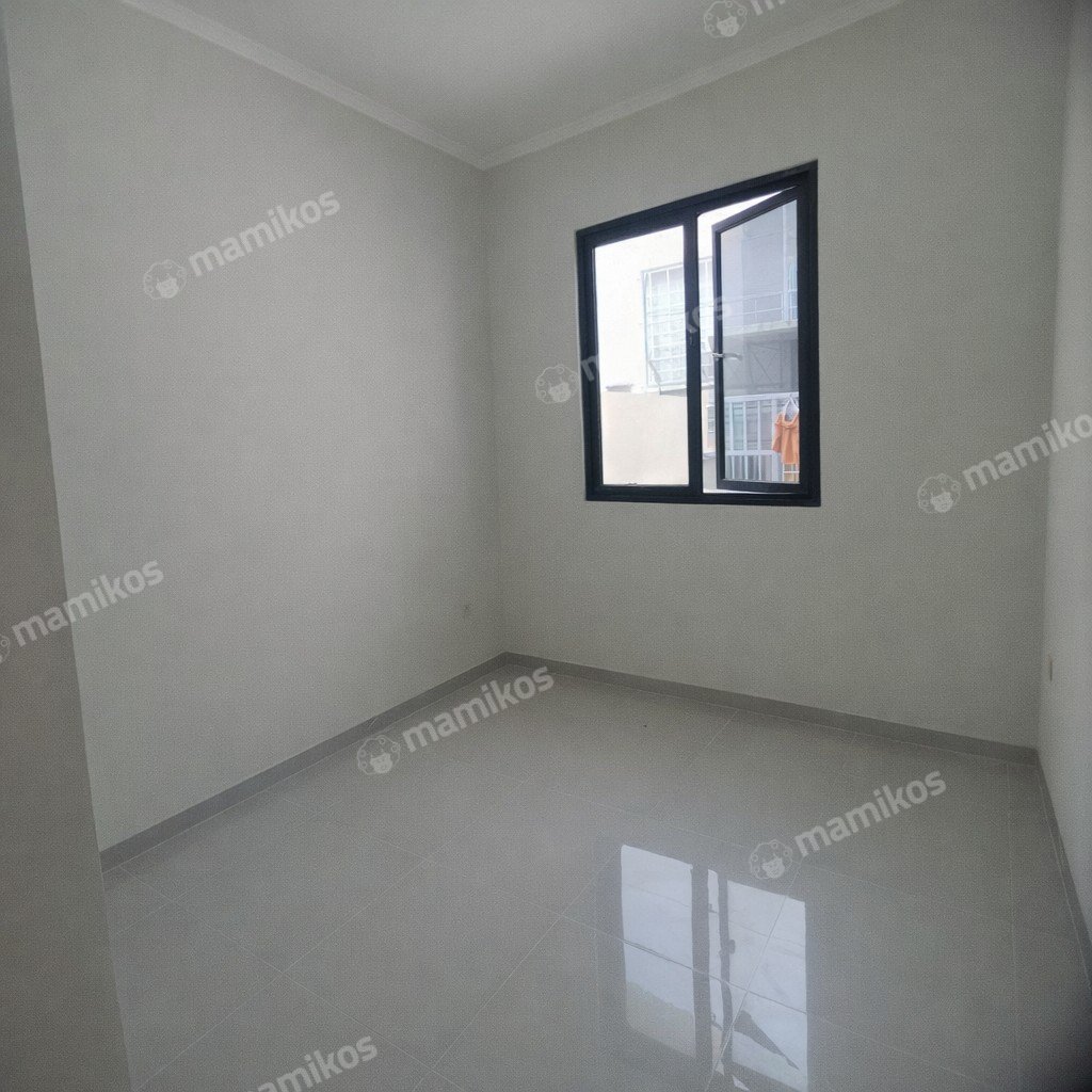 Rumah Sertifikat SHM 6 Kamar Tidur 5 Kamar Mandi Kav DKI Jakarta Barat - Photo 3