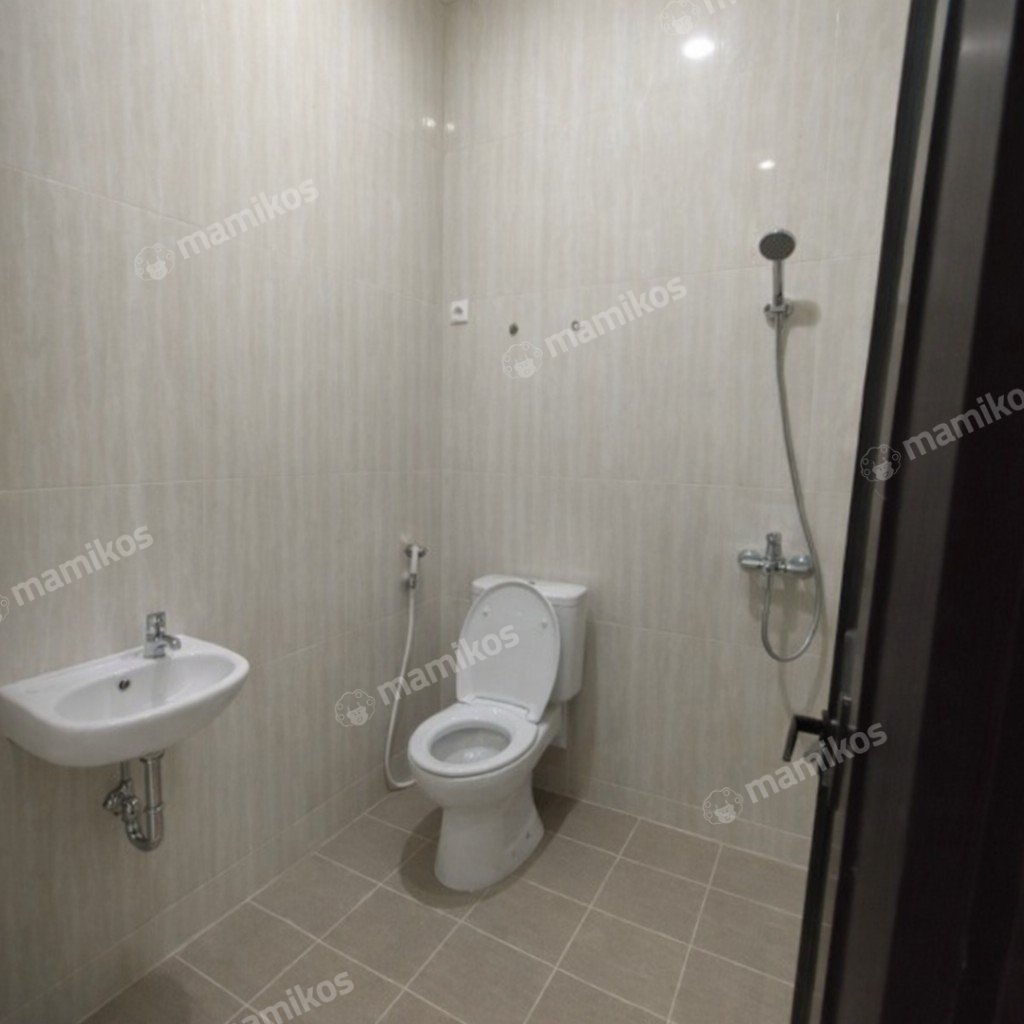 Rumah Sertifikat SHM 6 Kamar Tidur 5 Kamar Mandi Kav DKI Jakarta Barat - Photo 5