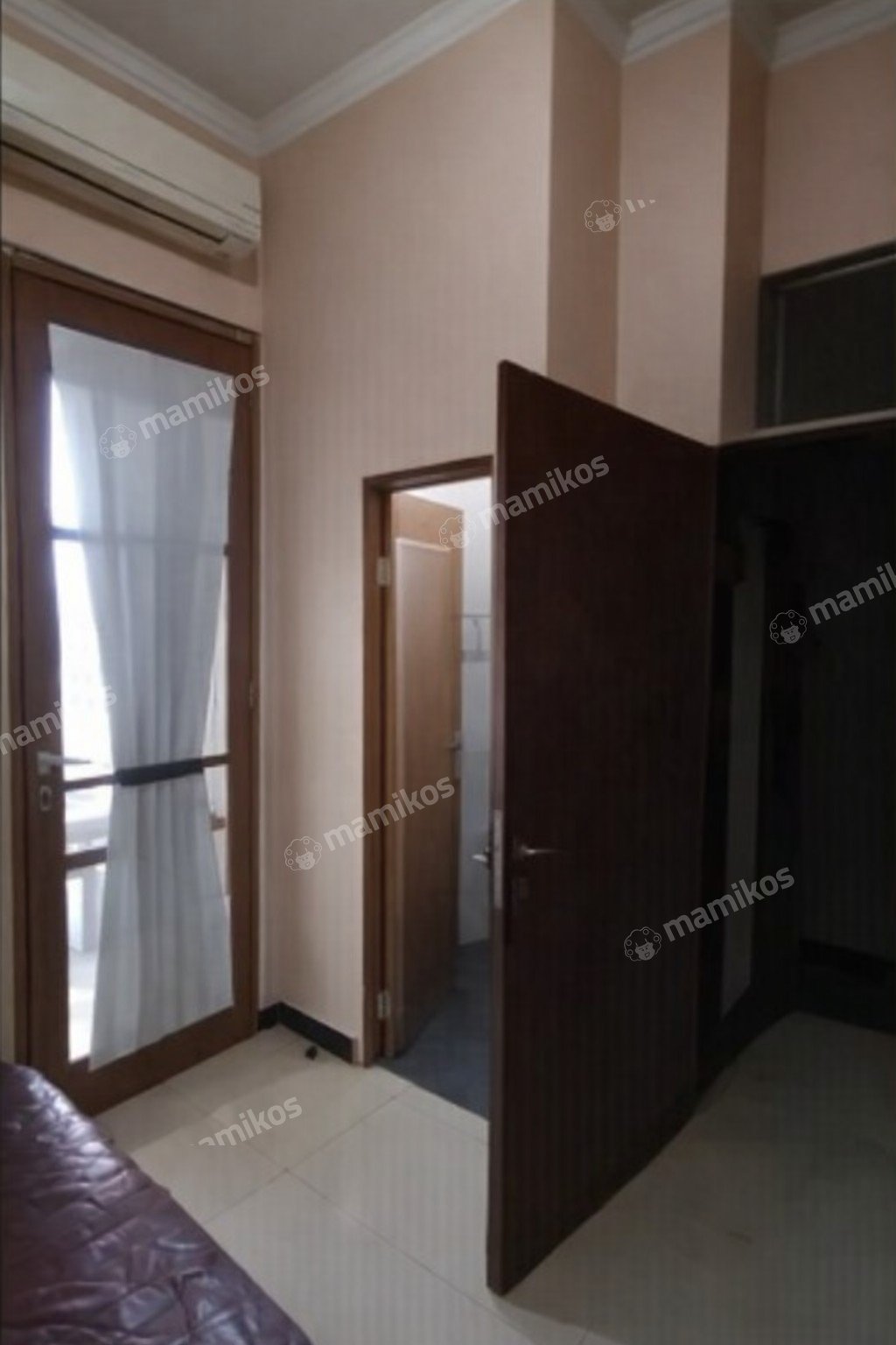 Rumah Sertifikat SHM 11 Kamar Tidur 12 Kamar Mandi Slipi Jakarta Barat - Photo 3