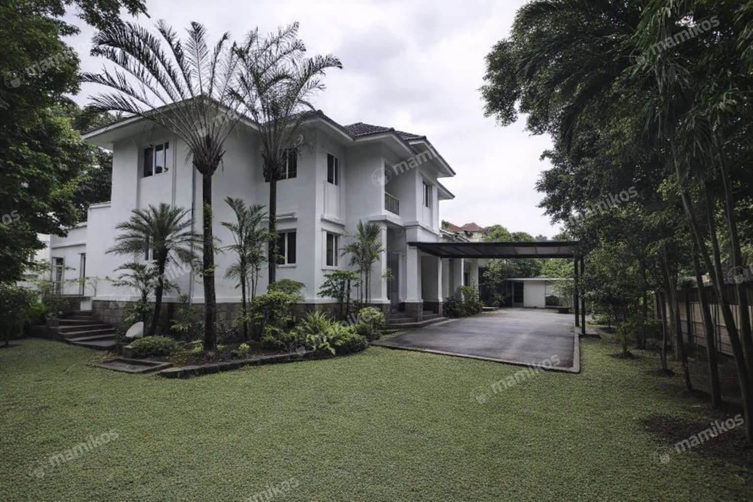 Rumah Sertifikat SHM 10 Kamar Tidur 10 Kamar Mandi Pakubuwono Jakarta Selatan - Photo 2