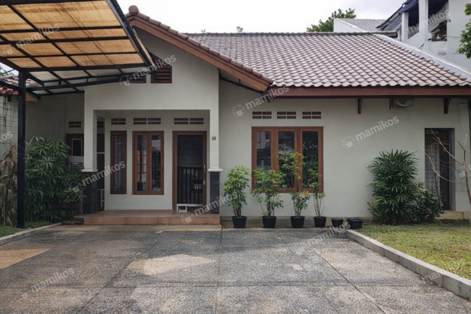 Rumah Sertifikat SHM 5 Kamar Tidur 3 Kamar Mandi Cilandak Jakarta Selatan