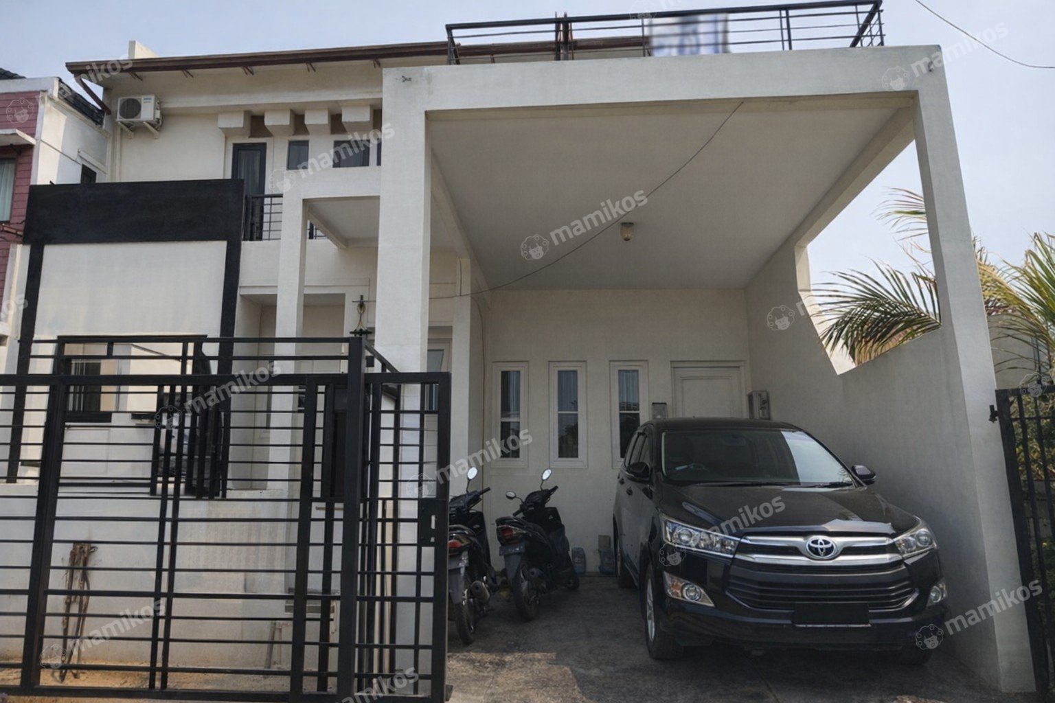 Rumah Sertifikat SHM 4 Kamar Tidur 5 Kamar Mandi Citra Grand Jakarta Timur