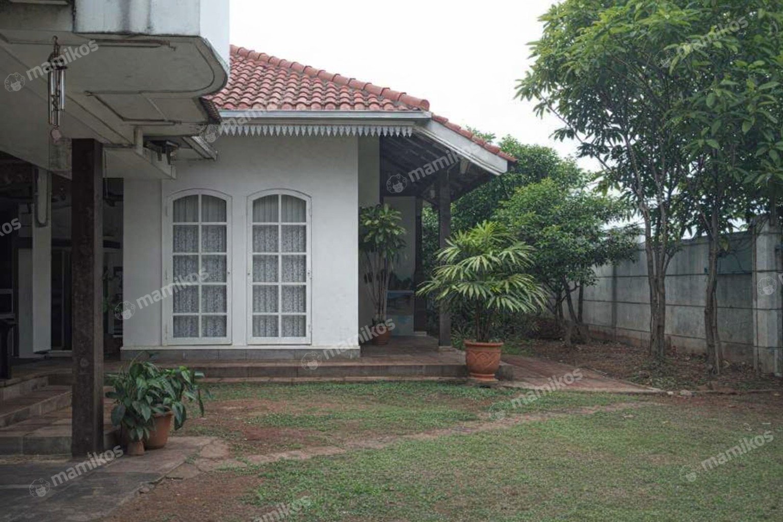 Rumah Sertifikat SHM 4 Kamar Tidur 4 Kamar Mandi Bambu Apus Jakarta Timur - Photo 2