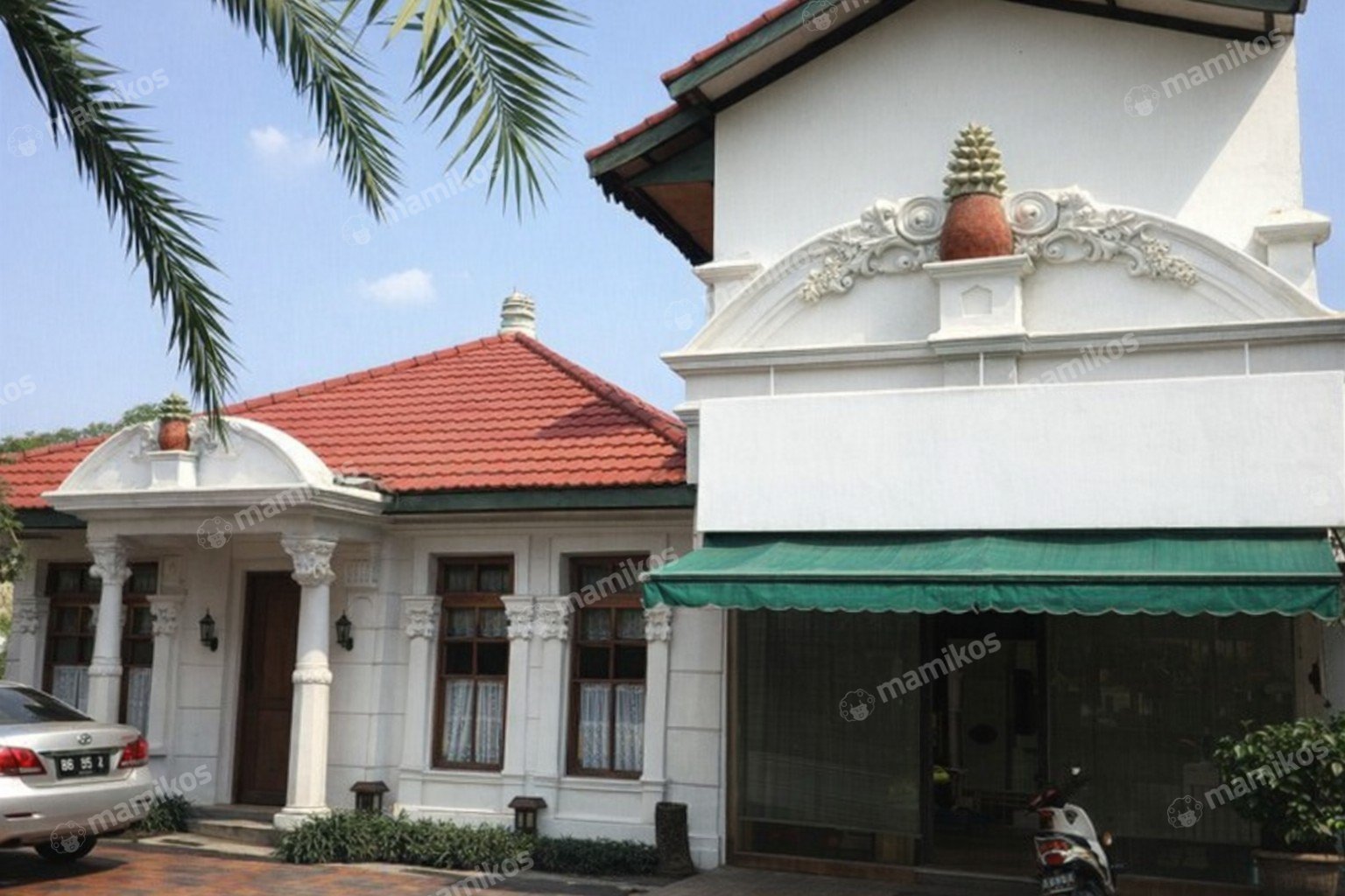 Rumah Sertifikat SHM 11 Kamar Tidur 11 Kamar Mandi Pondok Indah Jakarta Selatan