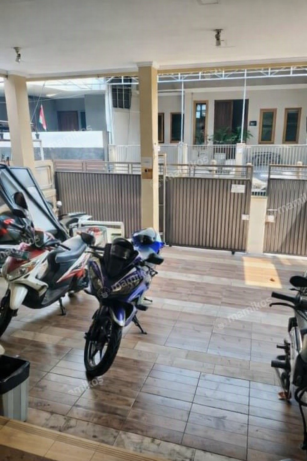 Rumah Sertifikat SHM 4 Kamar Tidur 4 Kamar Mandi Kelapa Gading Jakarta Utara - Photo 5