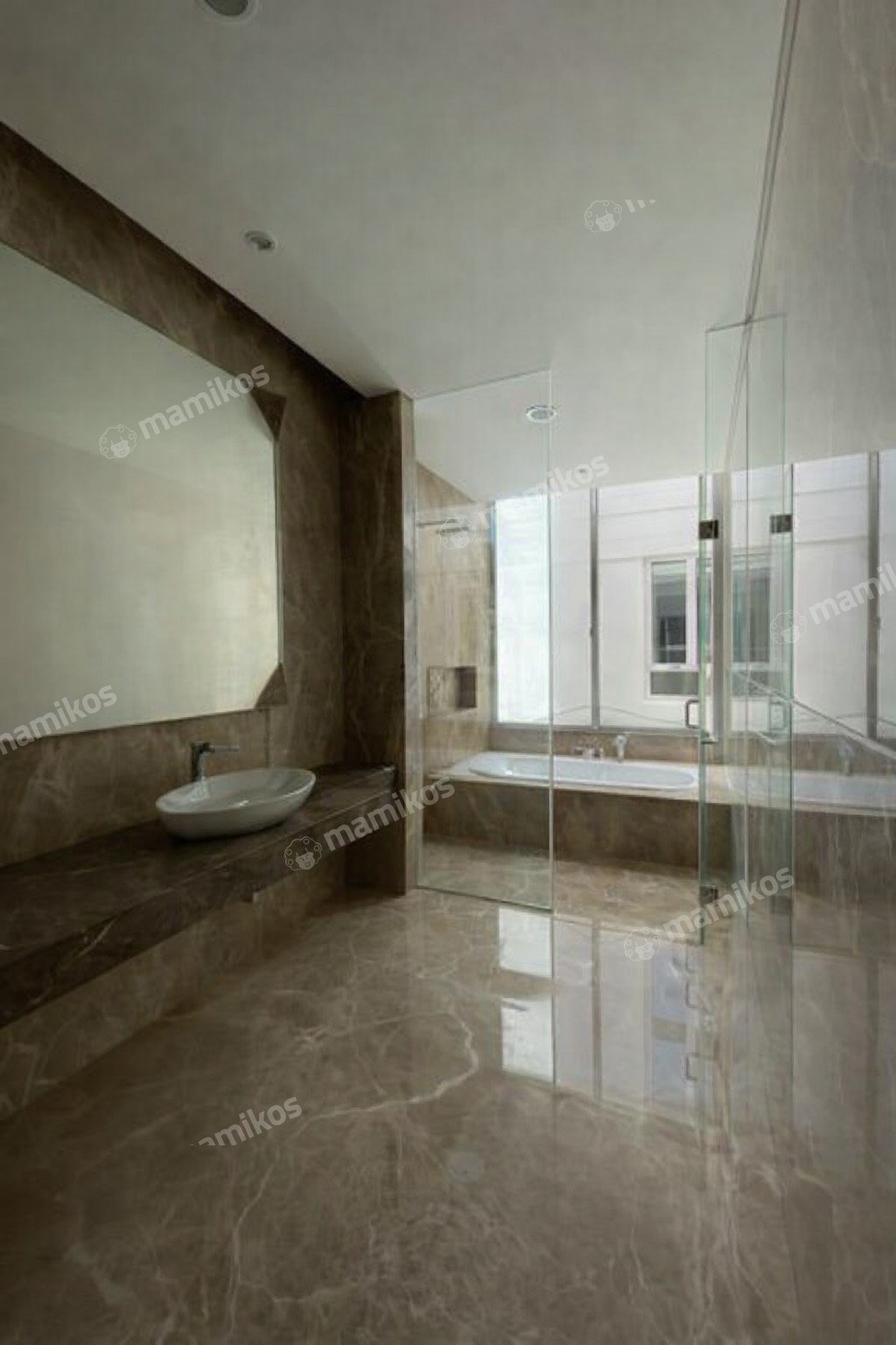Rumah 4 Kamar Tidur 4 Kamar Mandi 3 Lantai Pantai Indah Kapuk Jakarta Utara - Photo 2