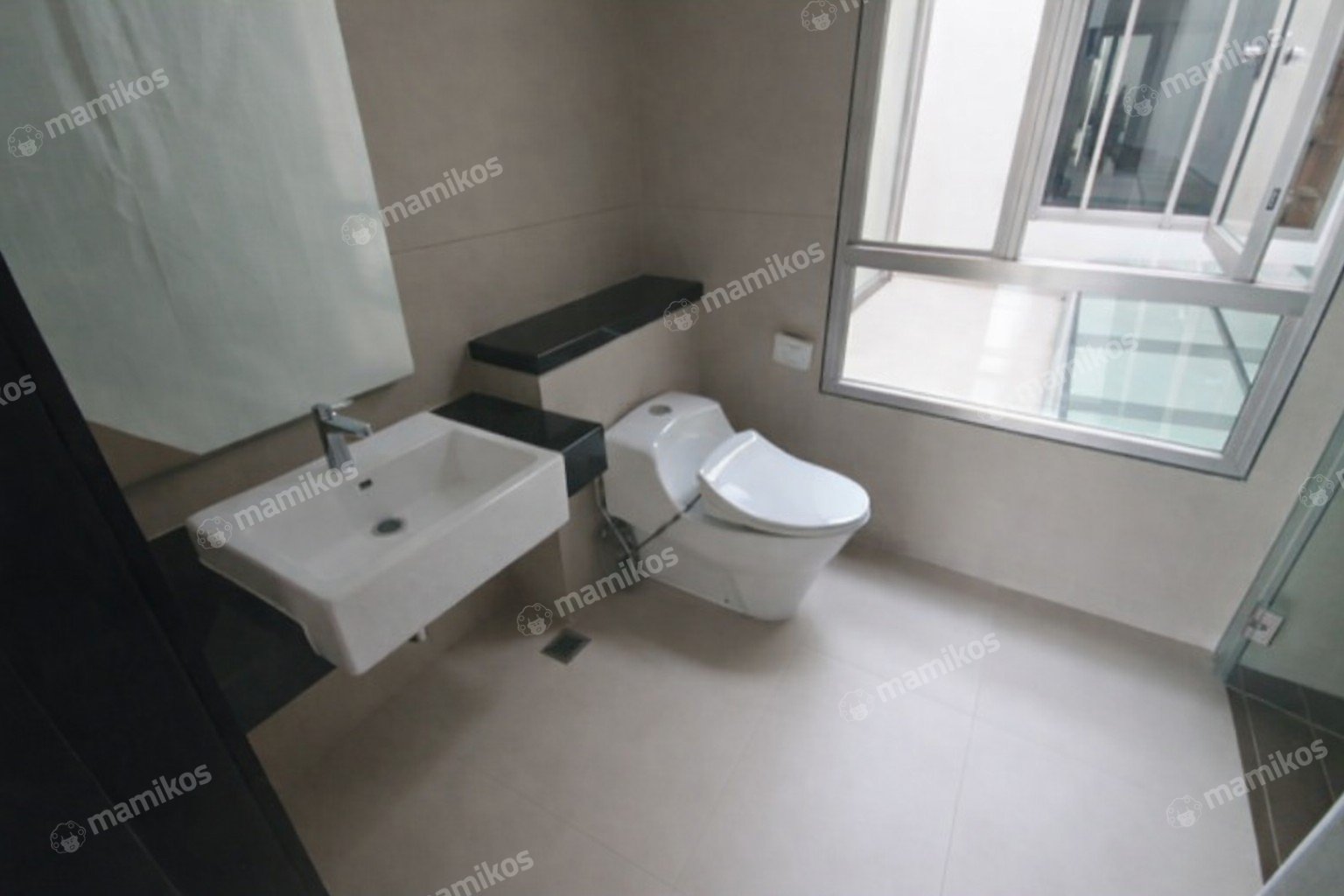 Rumah 4 Kamar Tidur 4 Kamar Mandi 3 Lantai Pantai Indah Kapuk Jakarta Utara - Photo 5