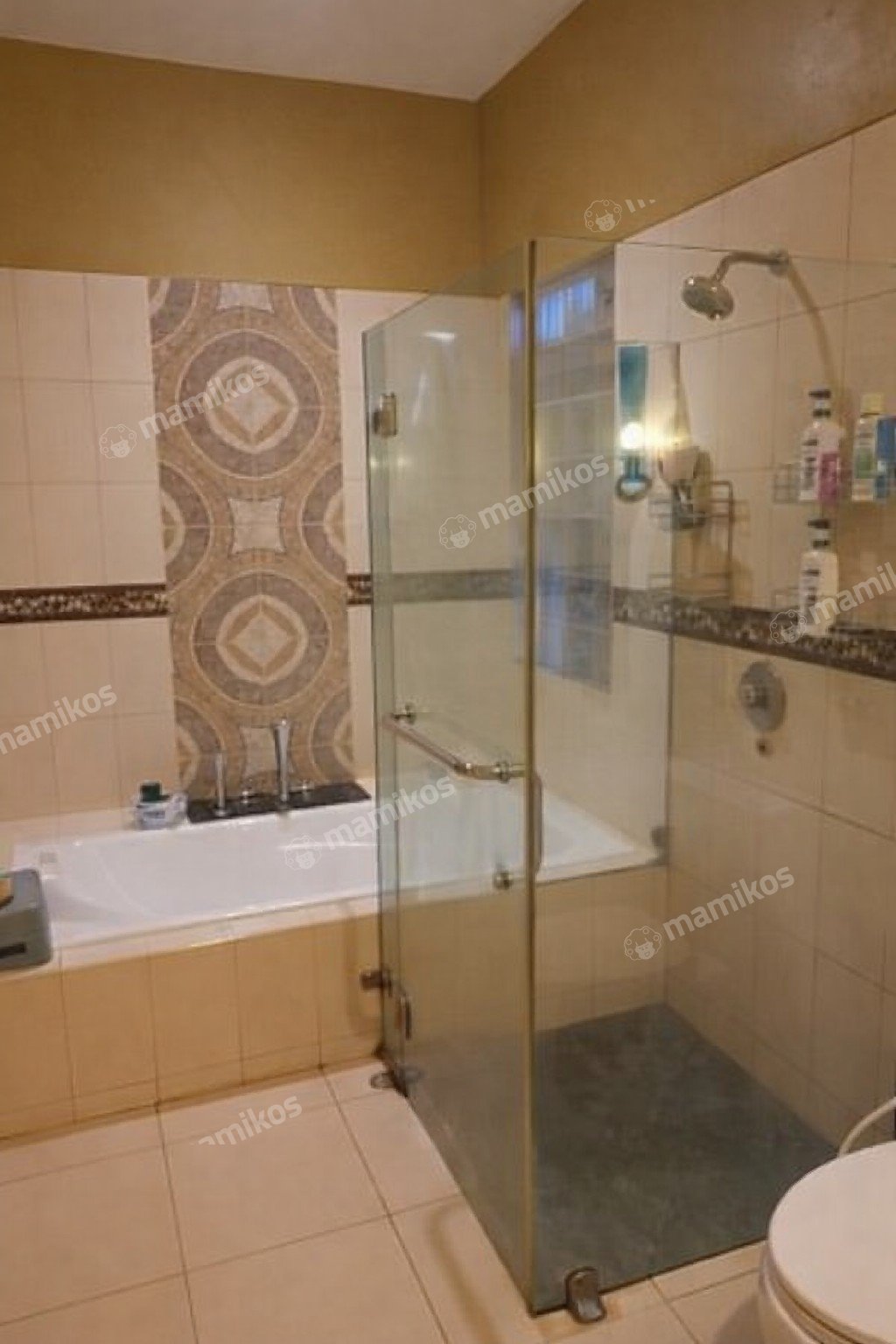 Rumah Sertifikat SHM 5 Kamar Tidur 4 Kamar Mandi Kelapa Gading Jakarta Utara - Photo 4