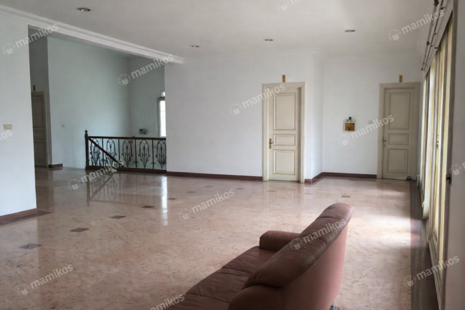 Rumah Sertifikat SHM 10 Kamar Tidur 3 Kamar Mandi Pluit Jakarta Utara - Photo 2