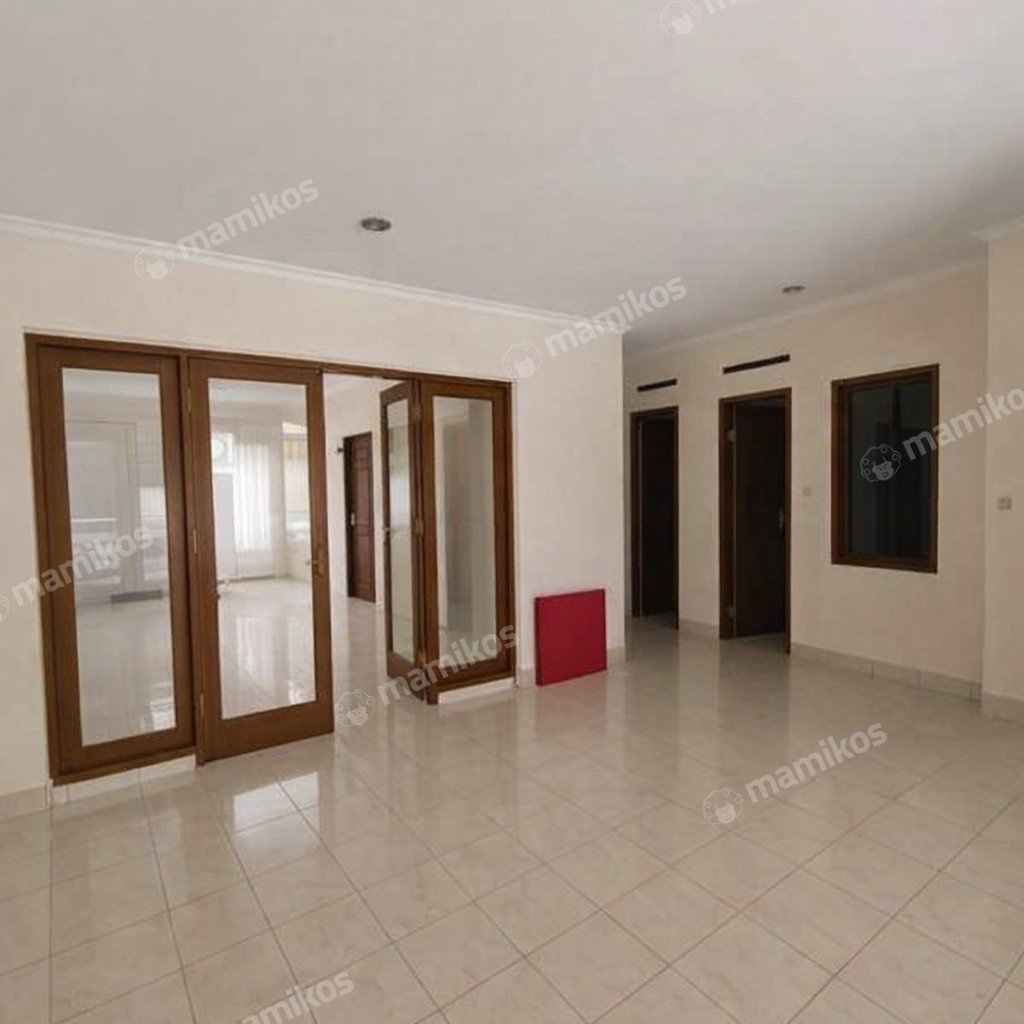 Rumah Sertifikat SHM 4 Kamar Tidur 3 Kamar Mandi Pantai Indah Kapuk Jakarta Utara - Photo 2
