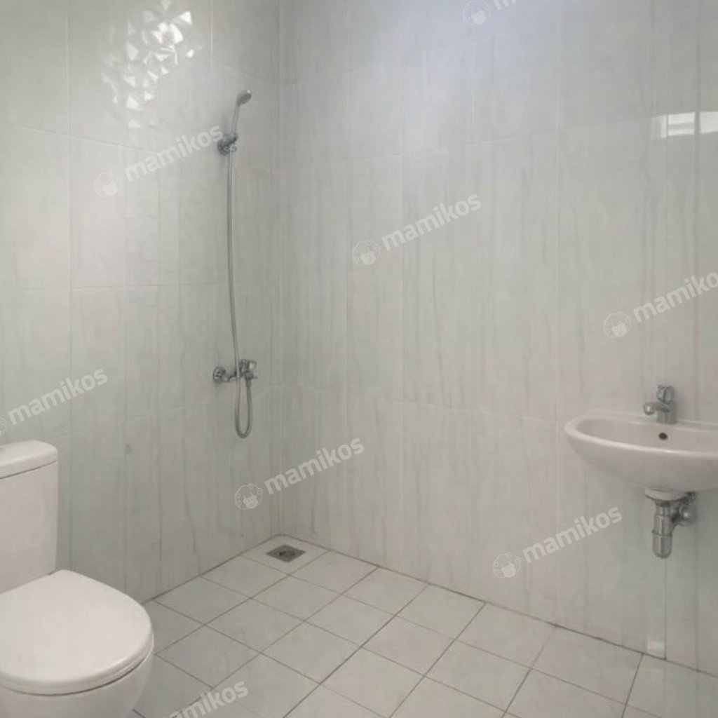 Rumah Sertifikat SHM 6 Kamar Tidur 5 Kamar Mandi Kota Wisata Jakarta Timur - Photo 5