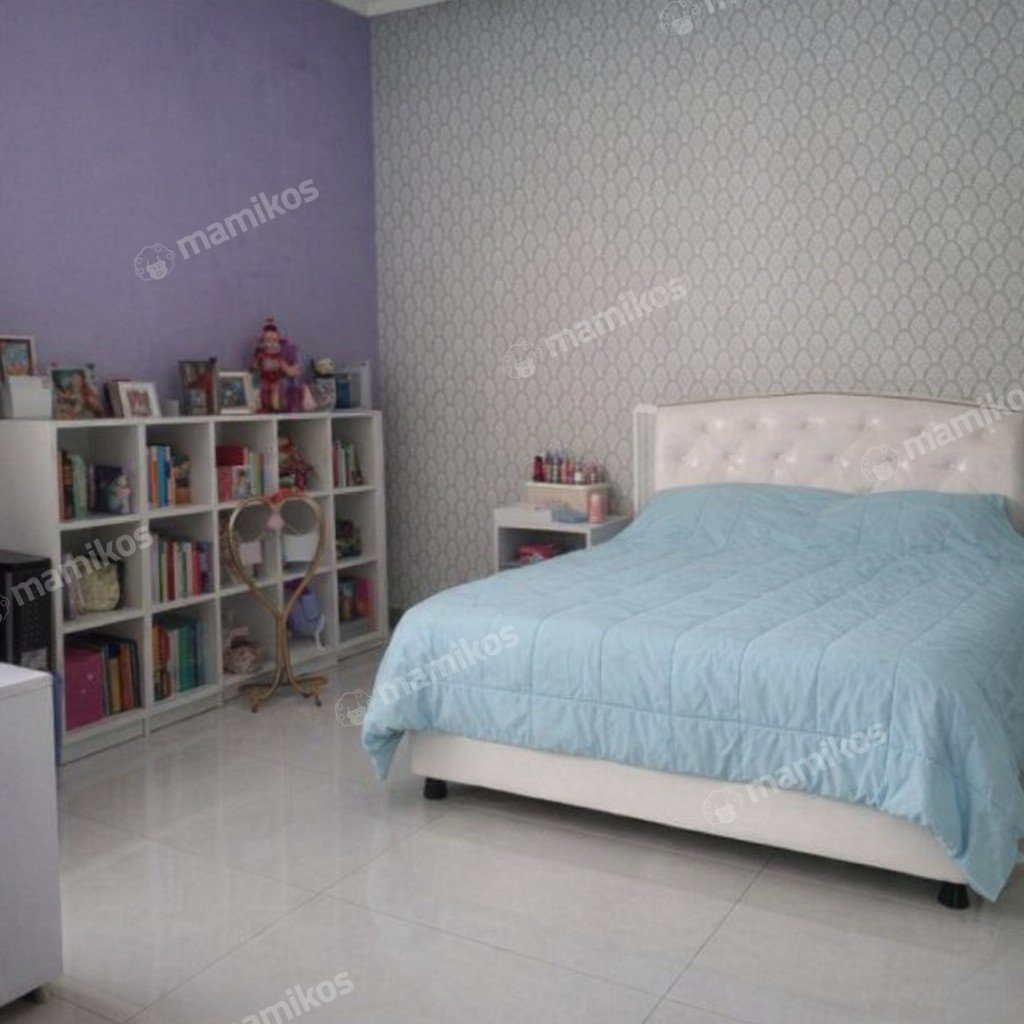 Rumah Sertifikat SHM 4 Kamar Tidur 3 Kamar Mandi Kembangan Jakarta Barat - Photo 2