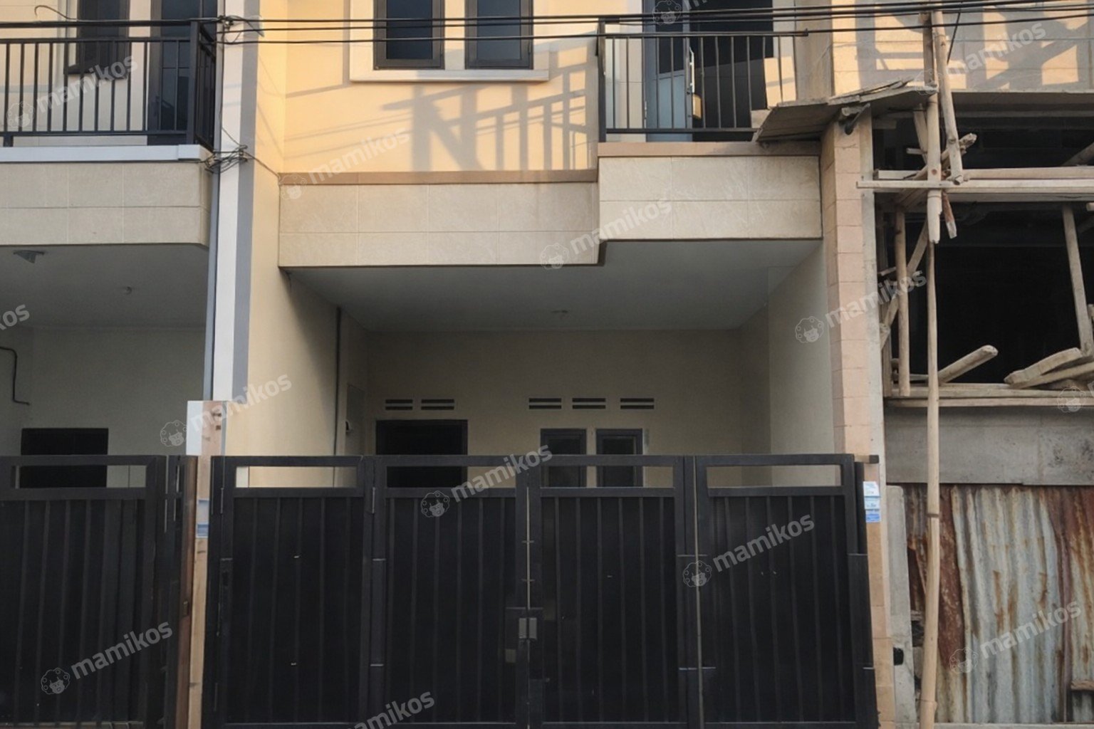 Rumah 3KT 2KM Tanjung Duren Selatan Jakarta Barat