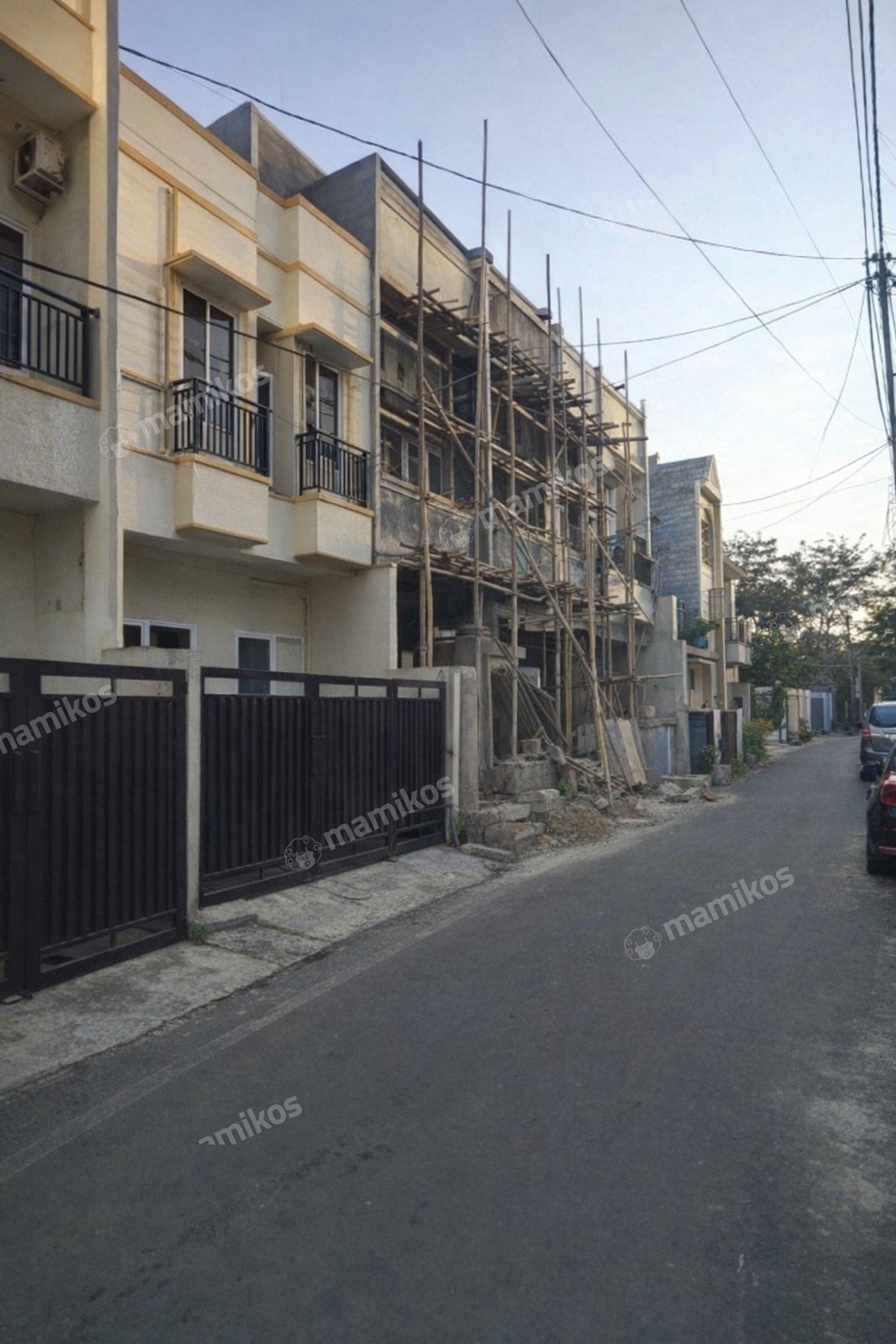 Rumah Sertifikat SHM 3 Kamar Tidur 2 Kamar Mandi Tanjung Duren Selatan Jakarta Barat - Photo 4
