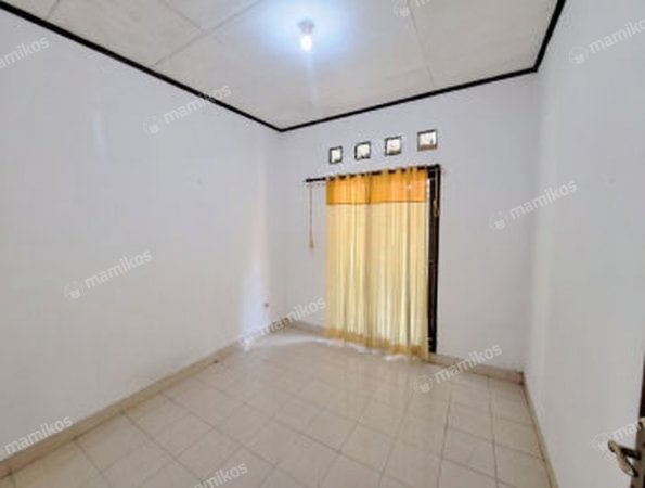 Rumah Sertifikat SHM 2 Kamar Tidur 1 Kamar Mandi Sawangan Depok - Photo 2