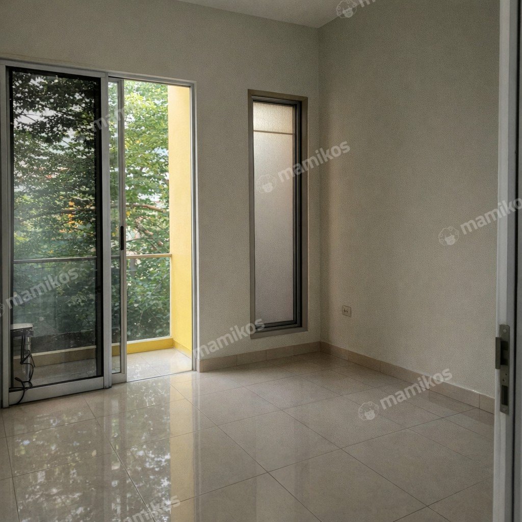 Rumah Sertifikat SHM 3 Kamar Tidur 2 Kamar Mandi Green Lake City Jakarta Barat - Photo 2