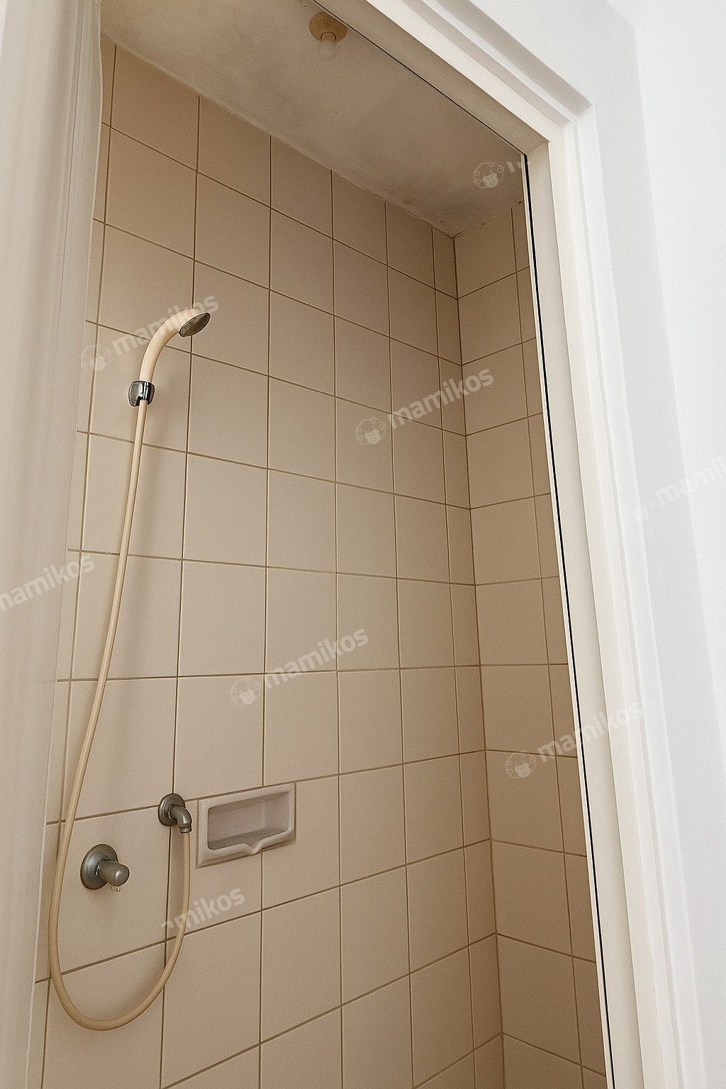 Rumah Sertifikat SHM 3 Kamar Tidur 2 Kamar Mandi Green Lake City Jakarta Barat - Photo 3