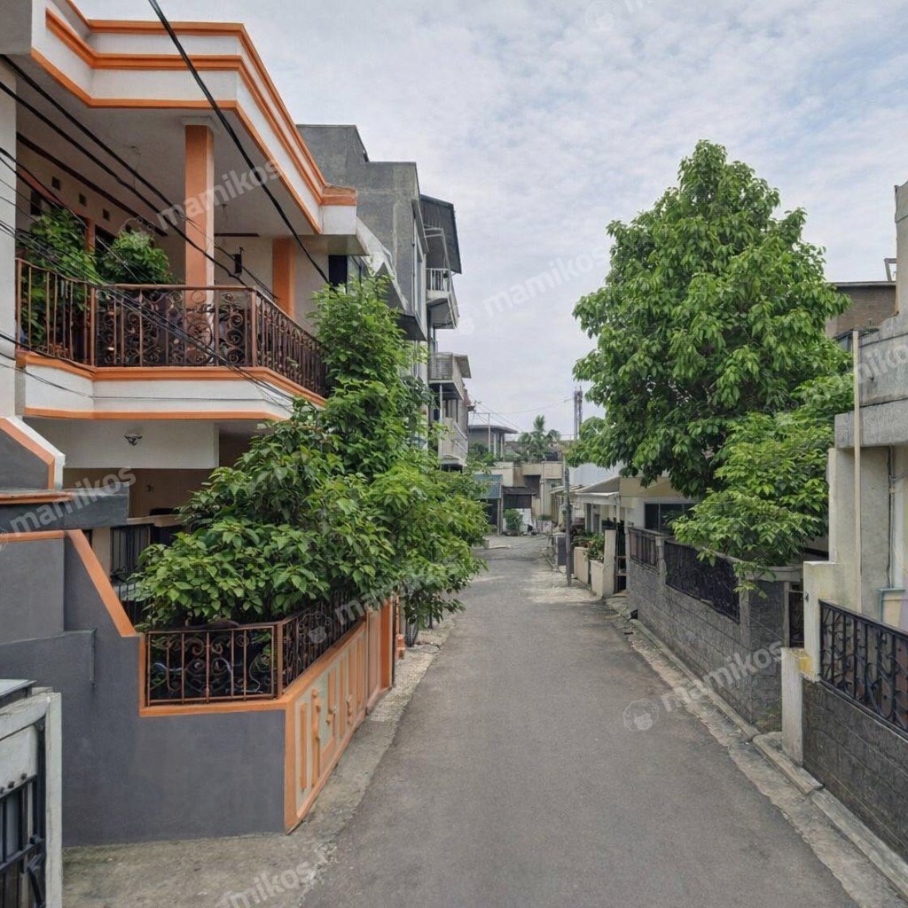 Rumah Sertifikat SHM 4 Kamar Tidur 2 Kamar Mandi Duren Sawit Jakarta Timur - Photo 3