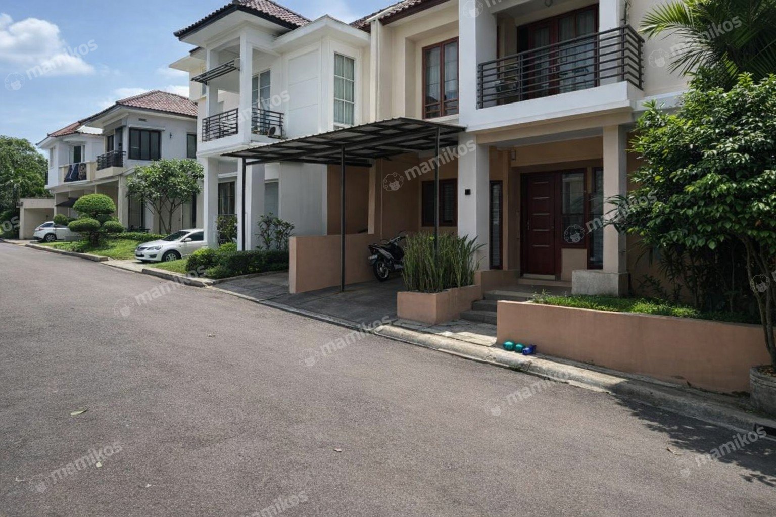 Rumah Sertifikat SHM 3 Kamar Tidur 3 Kamar Mandi Veteran Jakarta Selatan