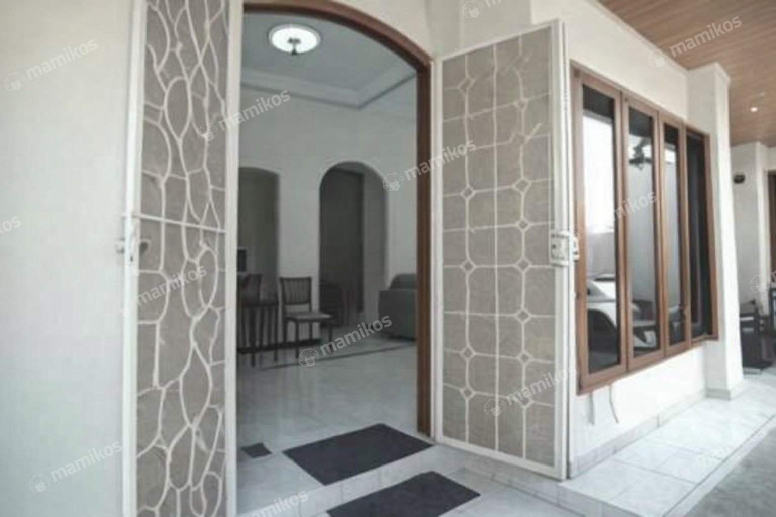 Rumah Sertifikat SHM 13 Kamar Tidur 13 Kamar Mandi Kebayoran Baru Jakarta Selatan - Photo 4