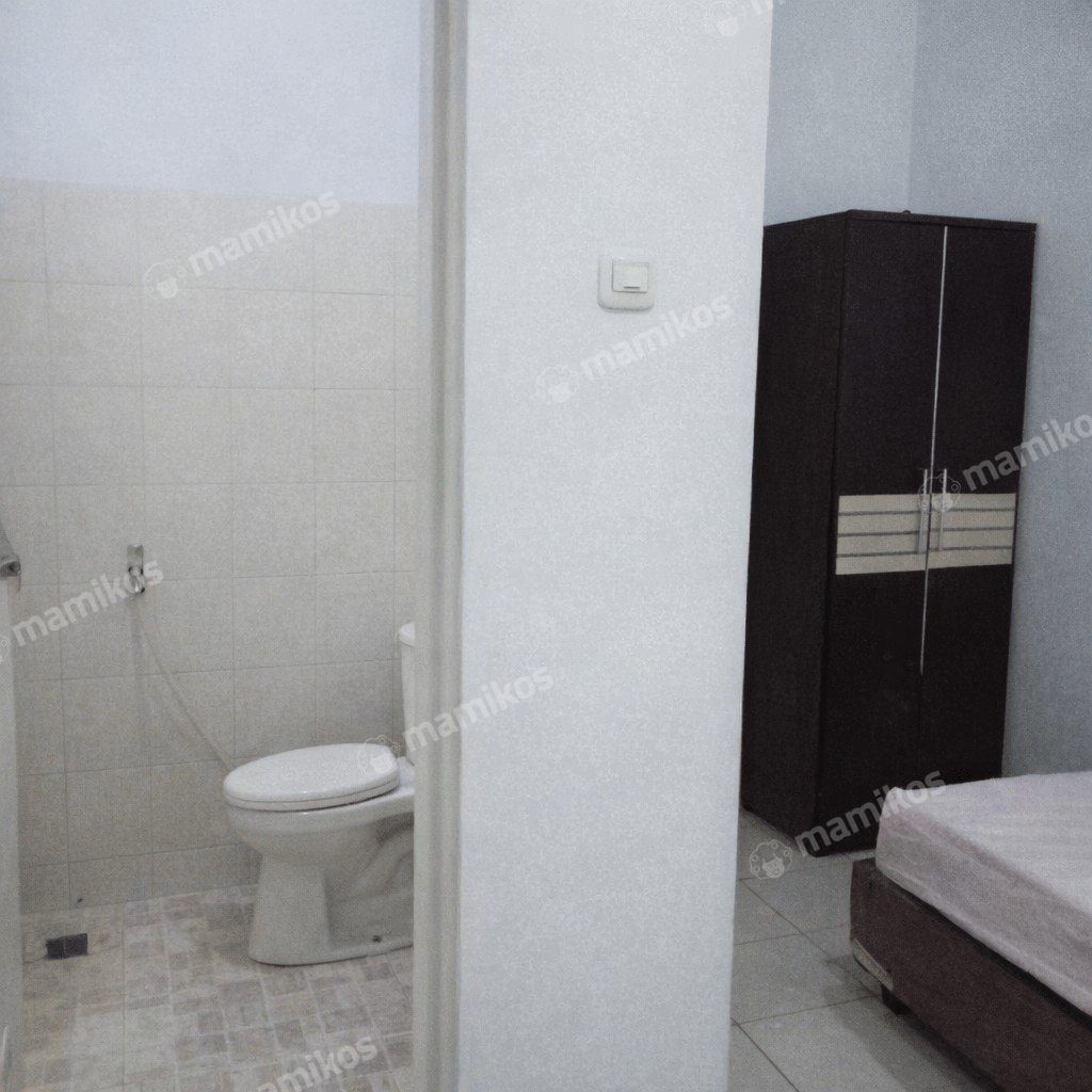 Rumah Sertifikat SHM 34 Kamar Tidur 33 Kamar Mandi Kemanggisan Jakarta Barat - Photo 2