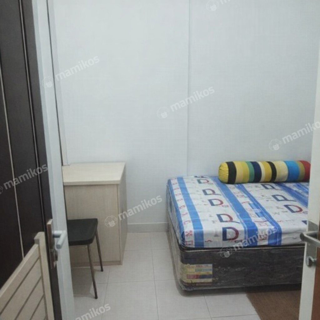 Rumah Sertifikat SHM 34 Kamar Tidur 33 Kamar Mandi Kemanggisan Jakarta Barat - Photo 3