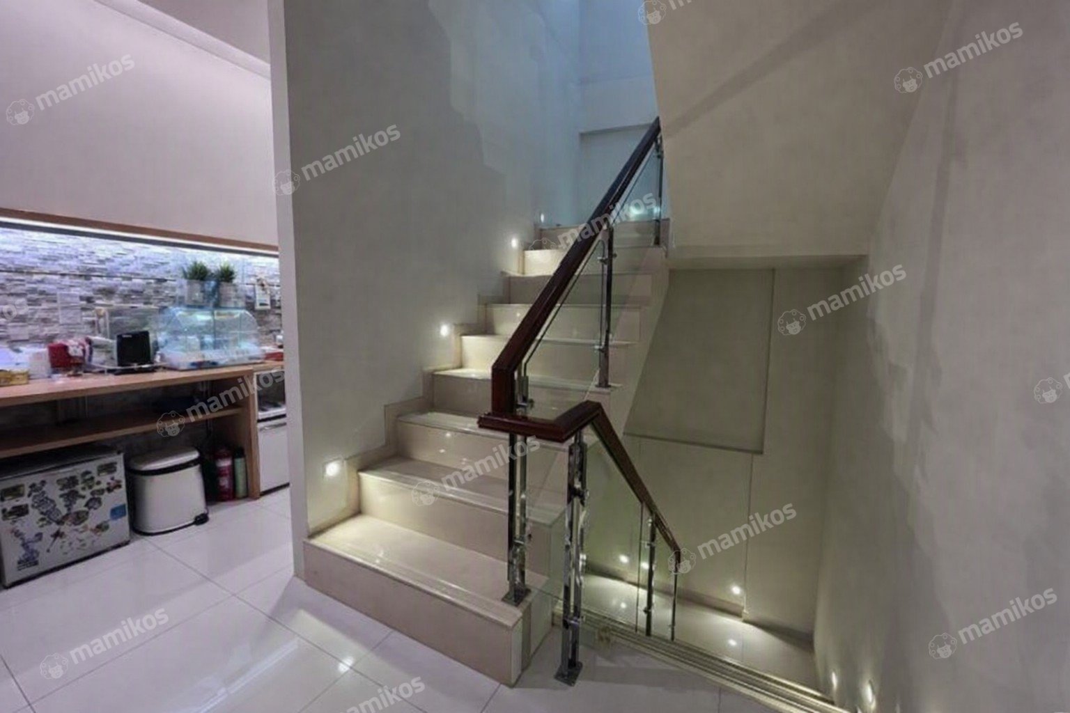 Rumah Sertifikat HGB 3 Kamar Tidur 5 Kamar Mandi Pantai Indah Kapuk Jakarta Utara - Photo 4