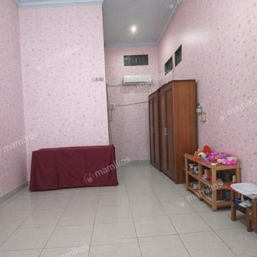 Rumah Sertifikat SHM 4 Kamar Tidur 2 Kamar Mandi Sunter Jakarta Utara - Photo 4