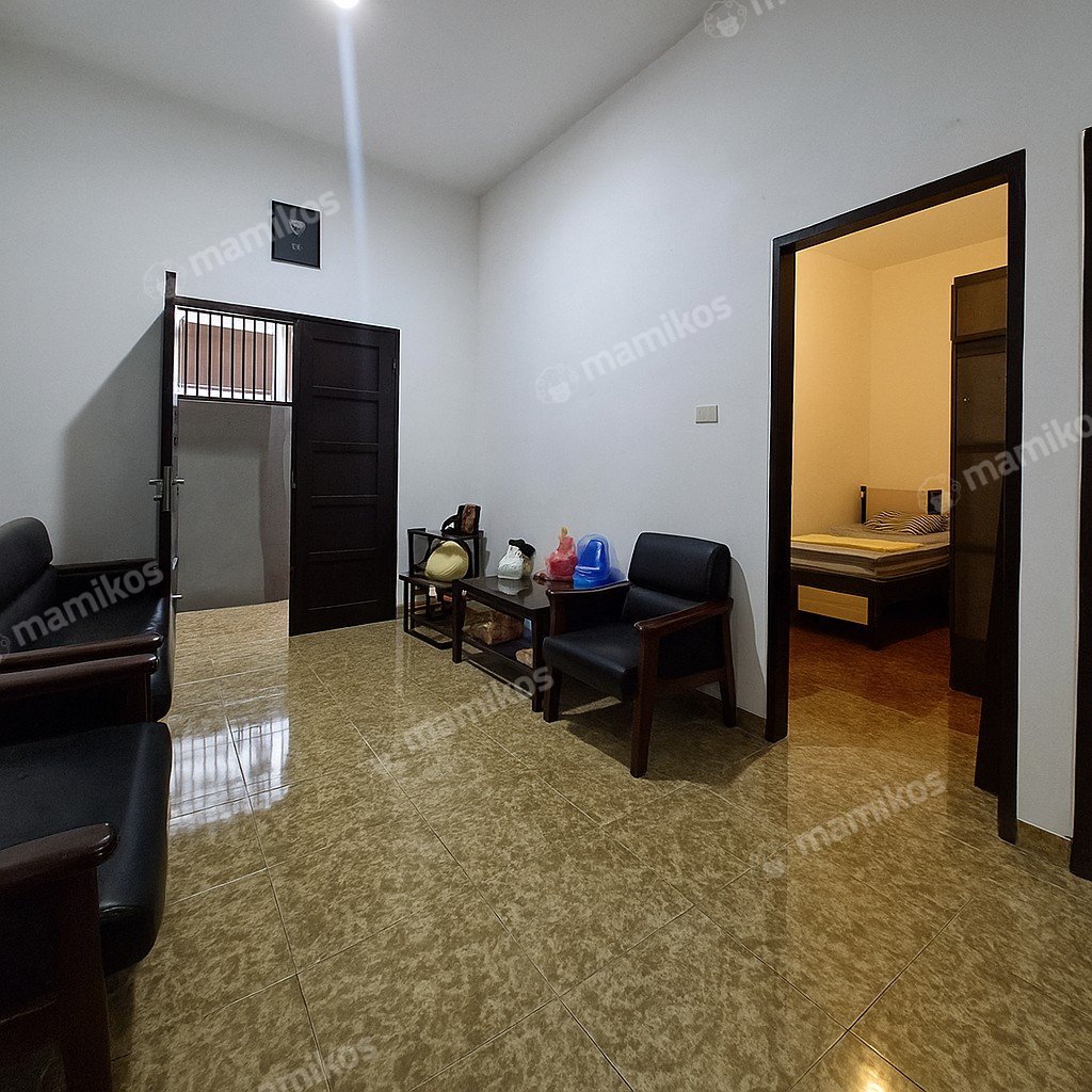 Rumah Sertifikat SHM 2 Kamar Tidur 2 Kamar Mandi Tanjung Duren Jakarta Barat - Photo 3