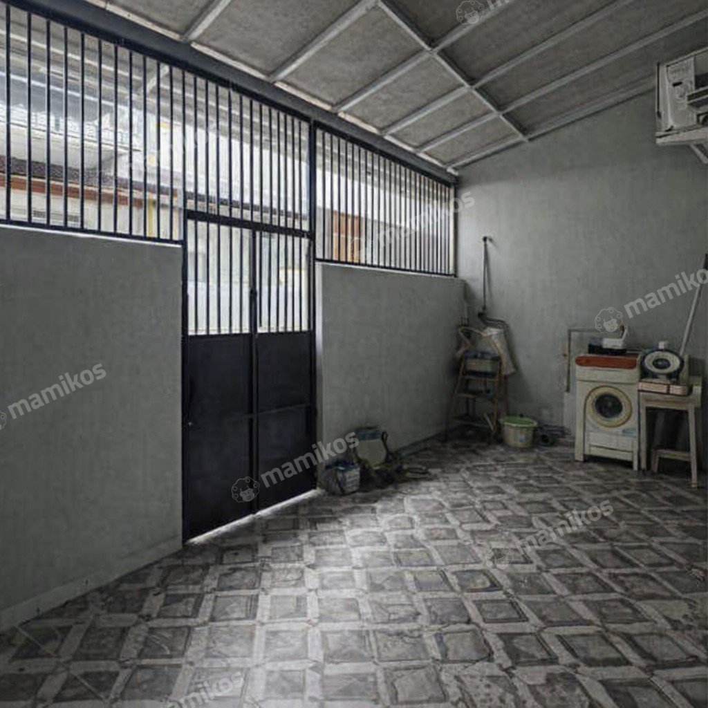 Rumah Sertifikat SHM 2 Kamar Tidur 2 Kamar Mandi Tanjung Duren Jakarta Barat - Photo 4